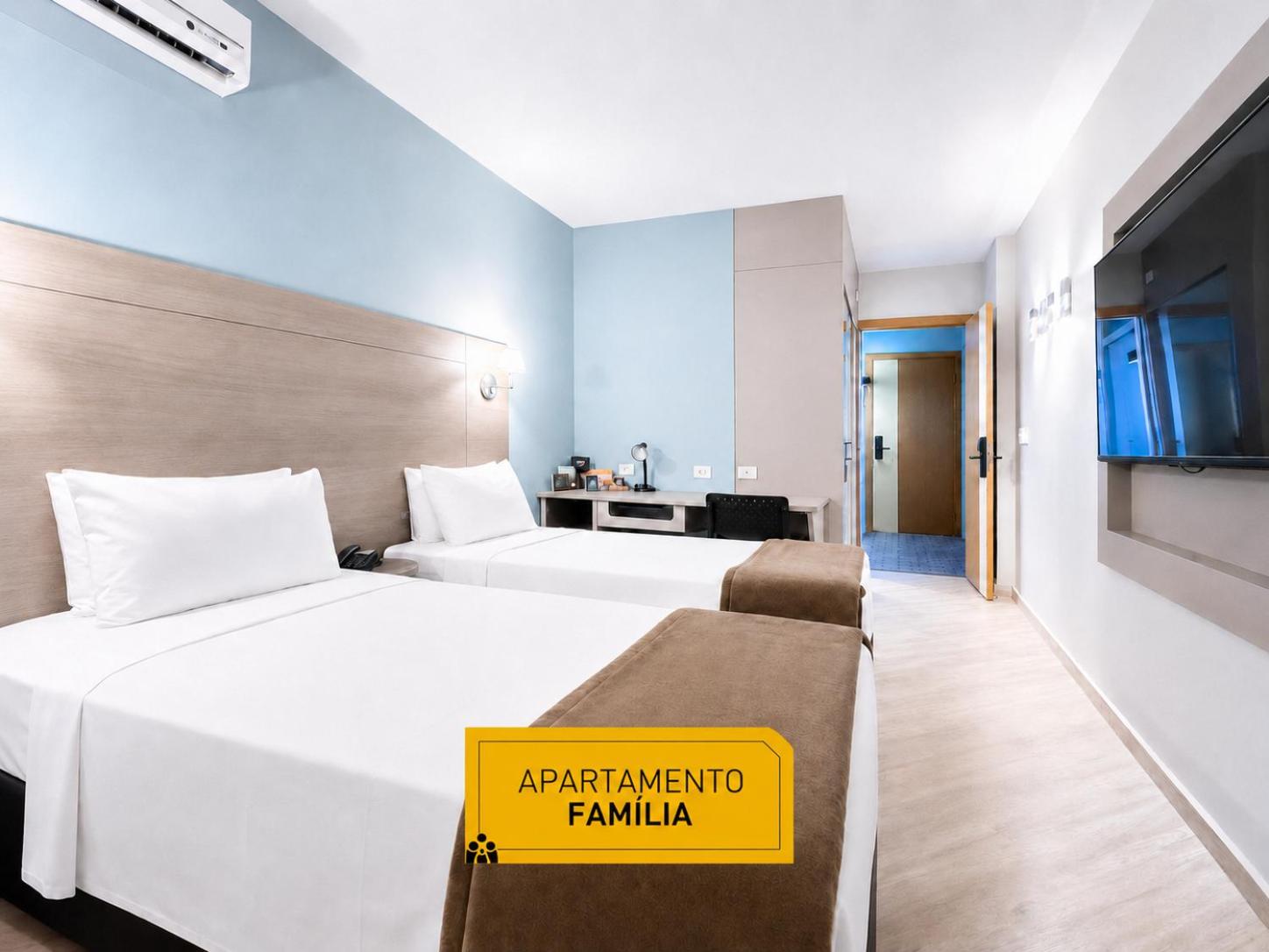 Slim Hotel Curitiba Alto da XV — Standard Family Room
