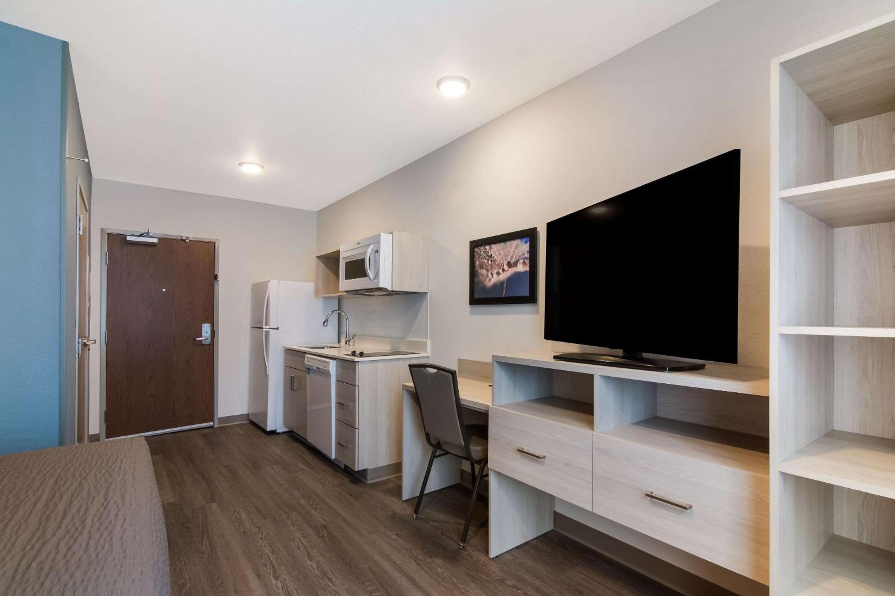 QUEEN SUITE - Photo 7