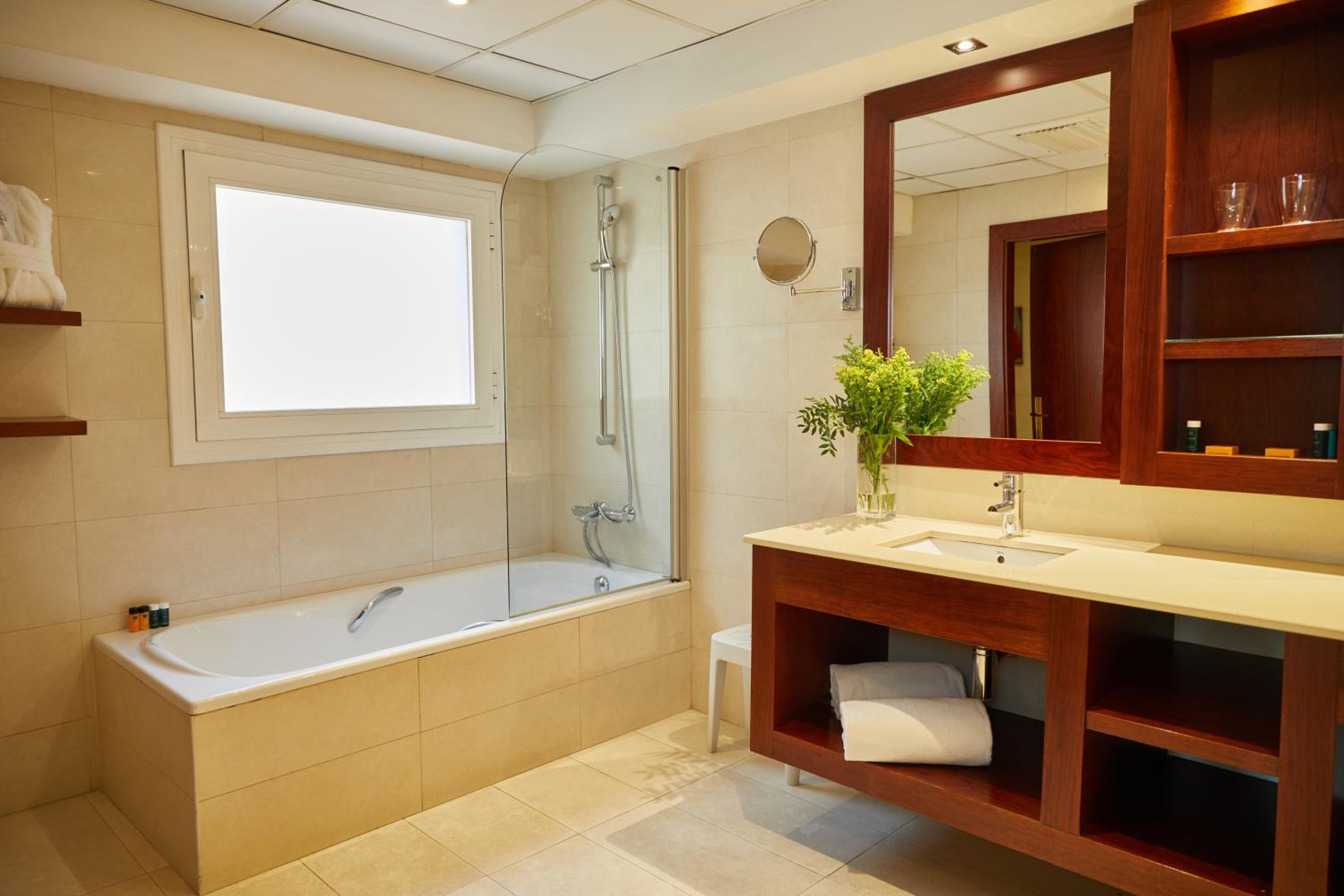 One-Bedroom Suite