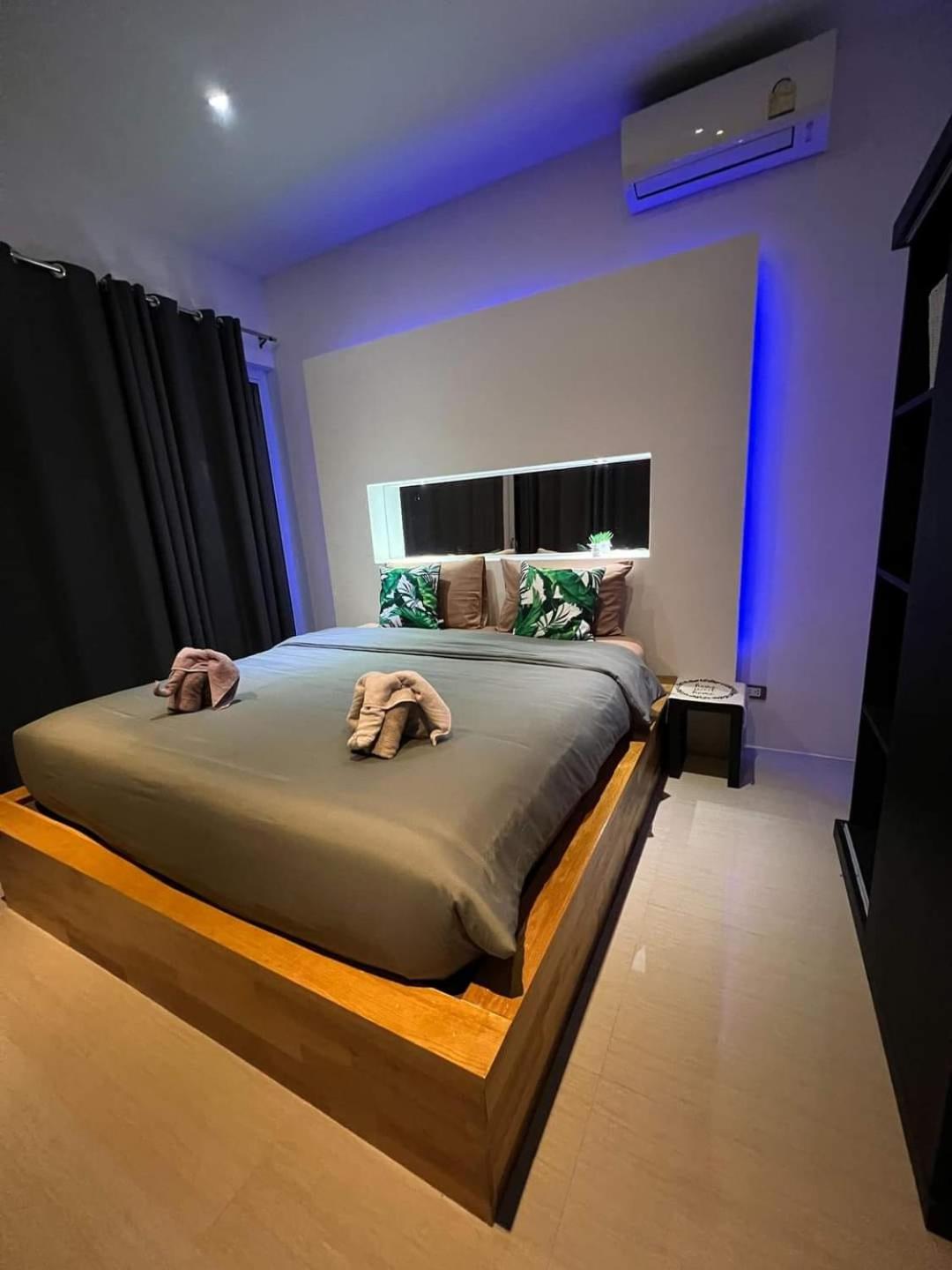 Villa photo 1