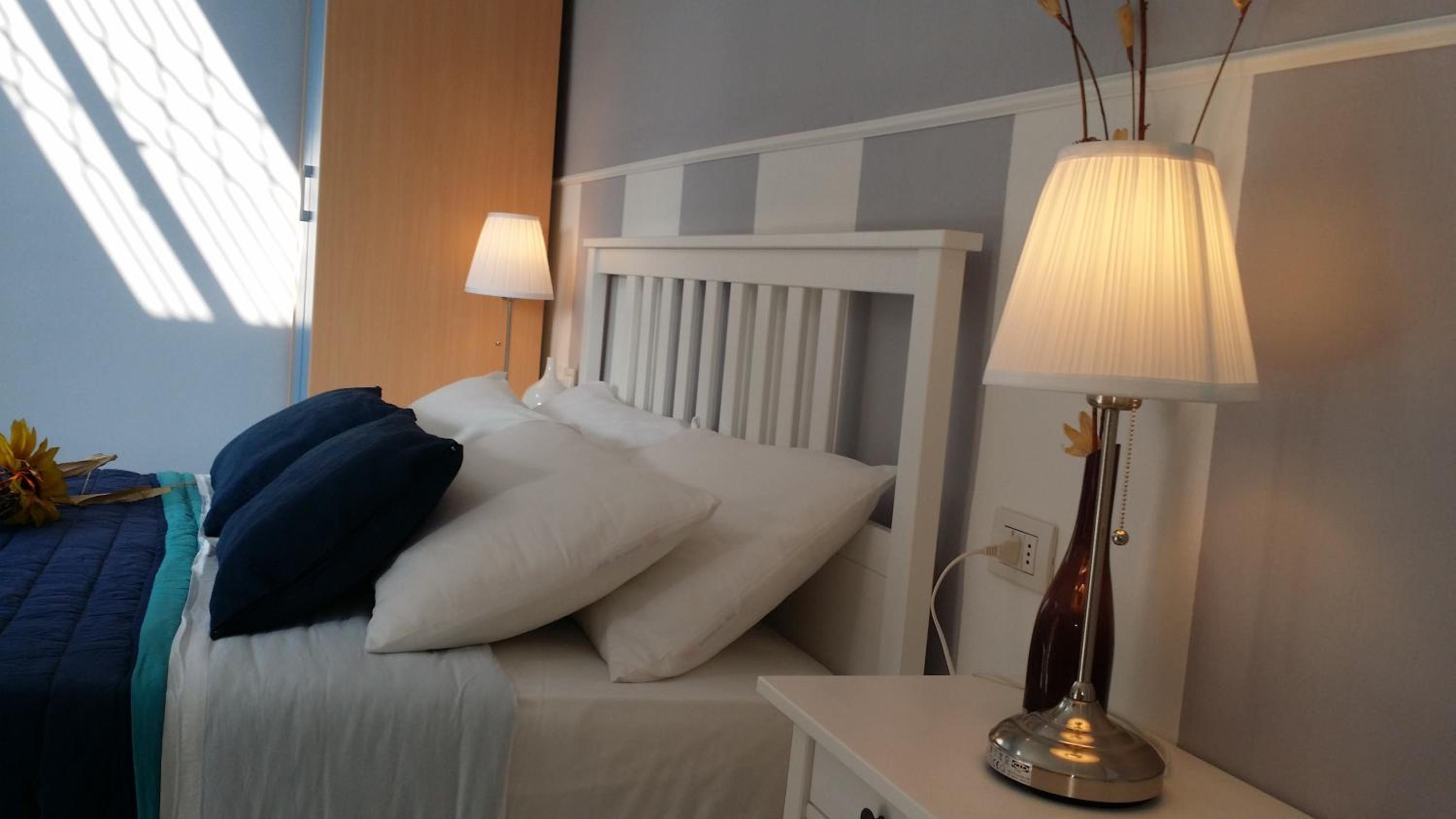 Standard Double Room with Shared Bathroom photo 3