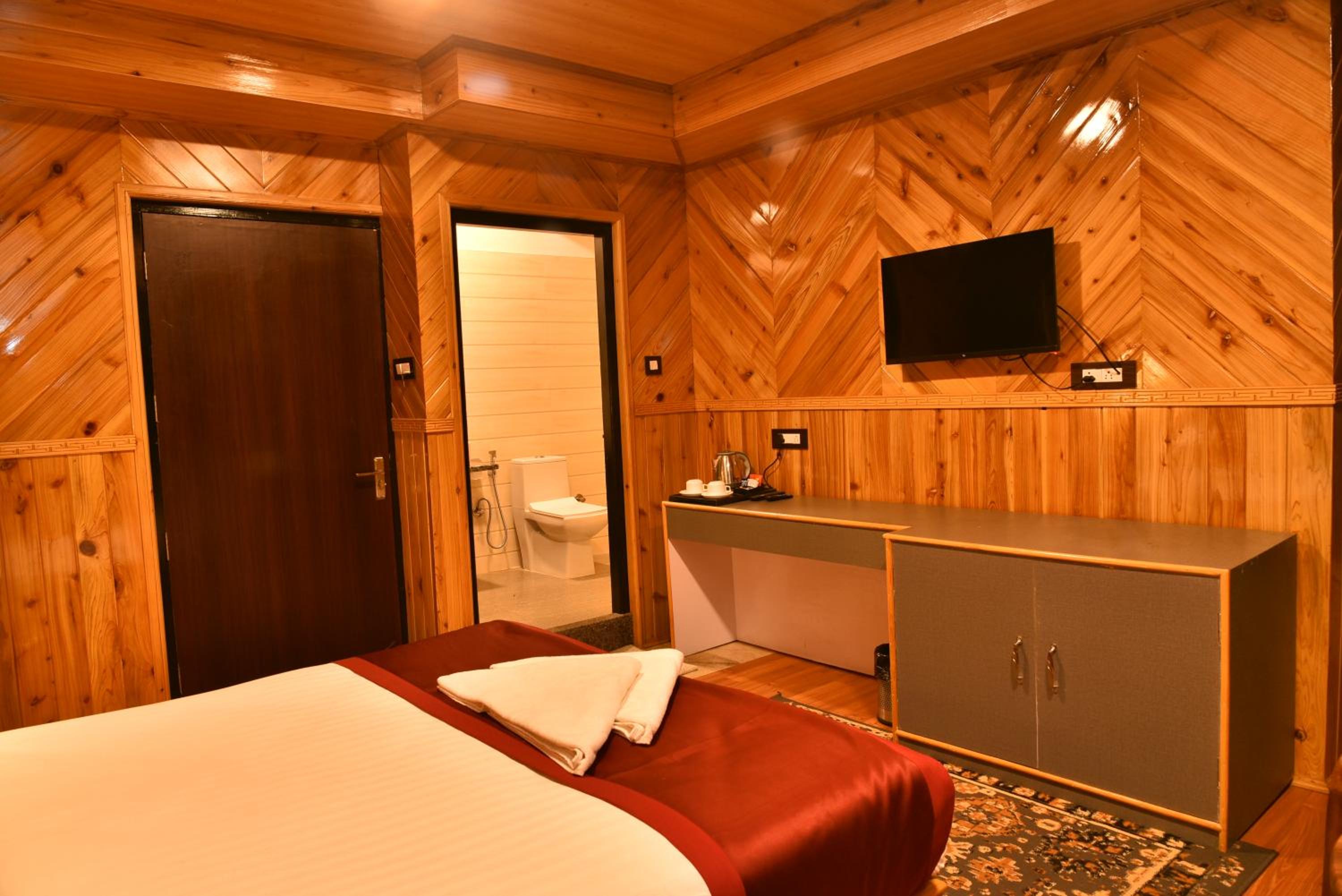 Superior Double Room - Photo 14