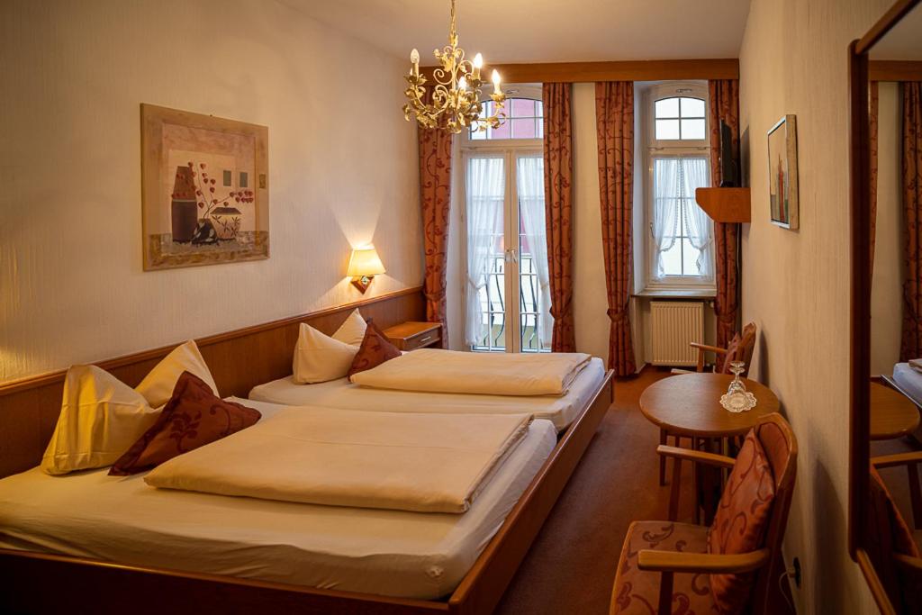 Double Room with Private Bathroom