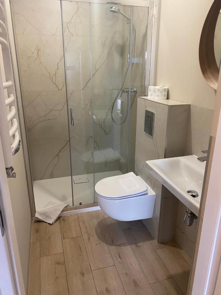 Comfort Triple Room with Shower photo 2