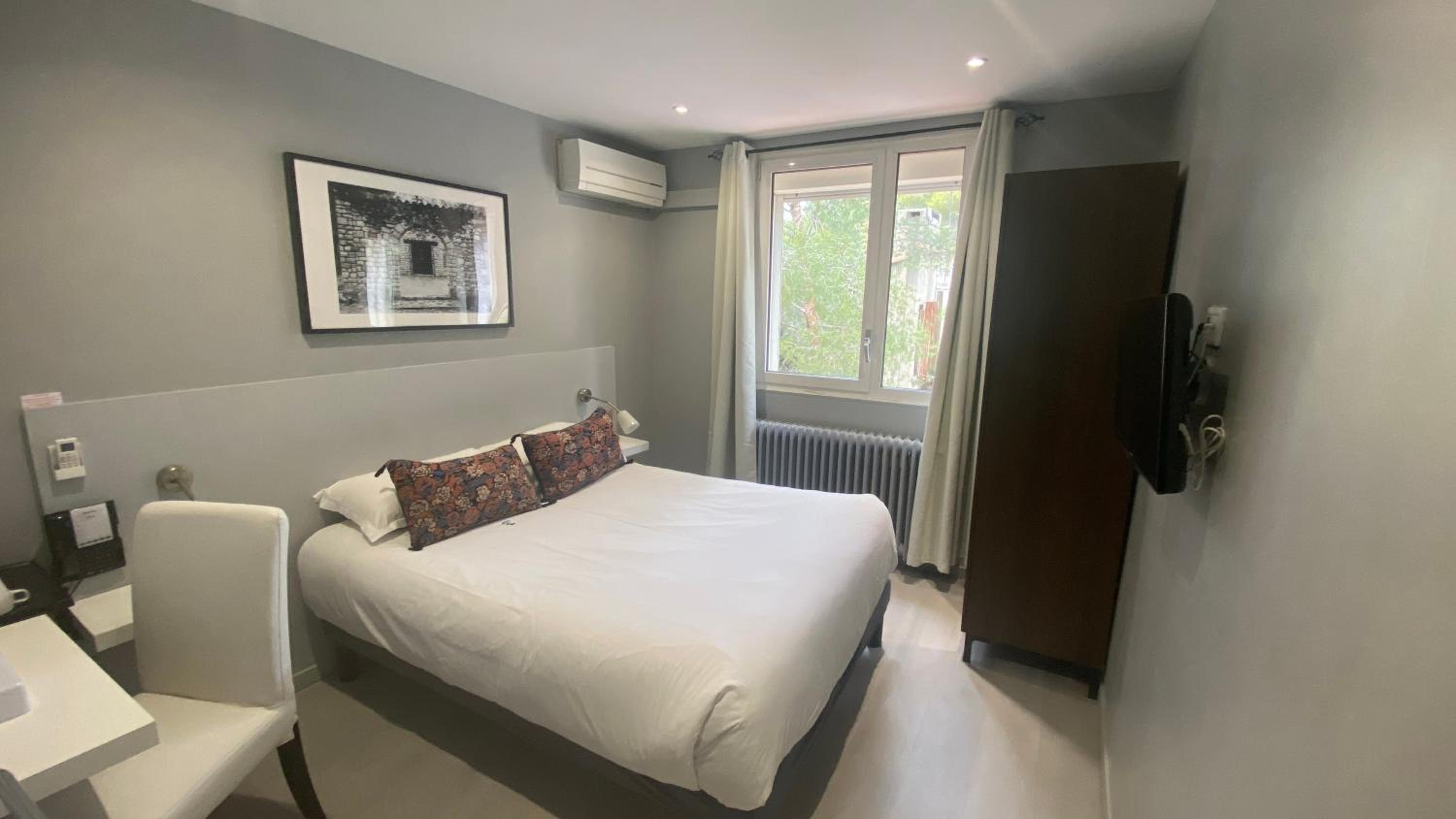 Comfort Double Room - pine forest view - Photo 1