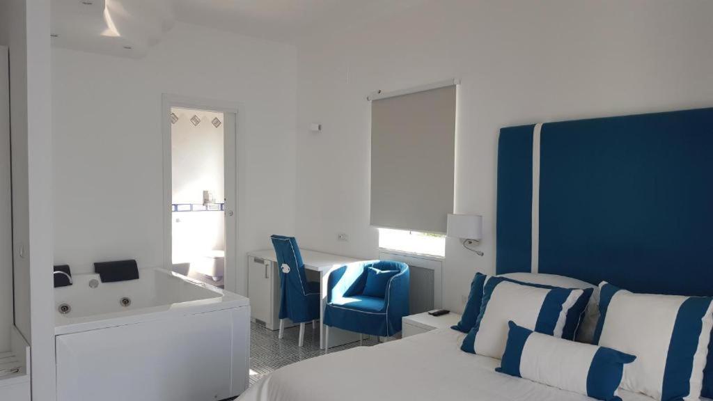 Suite with Sea View photo 1