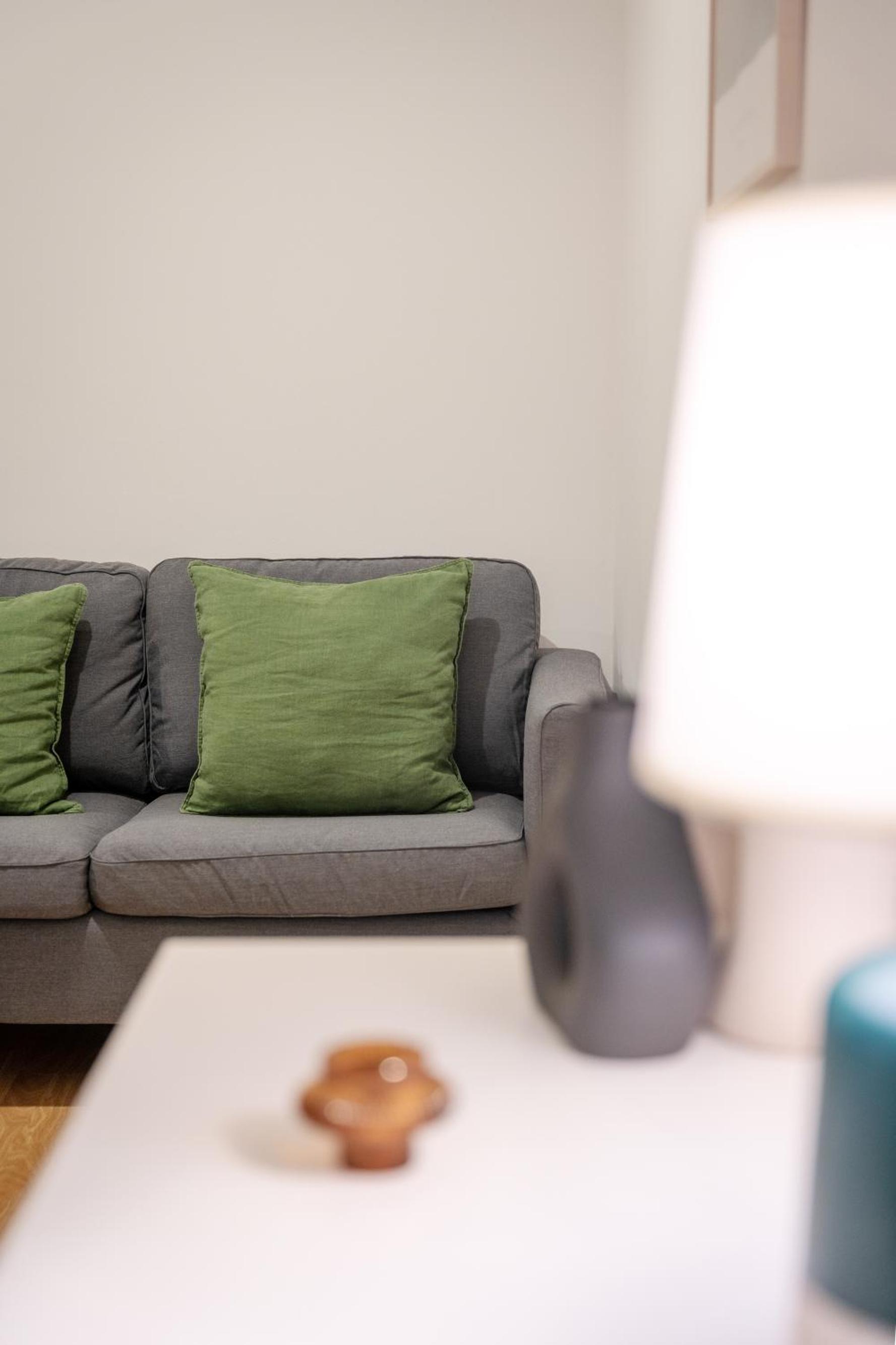 Studio Apartment - Photo 2