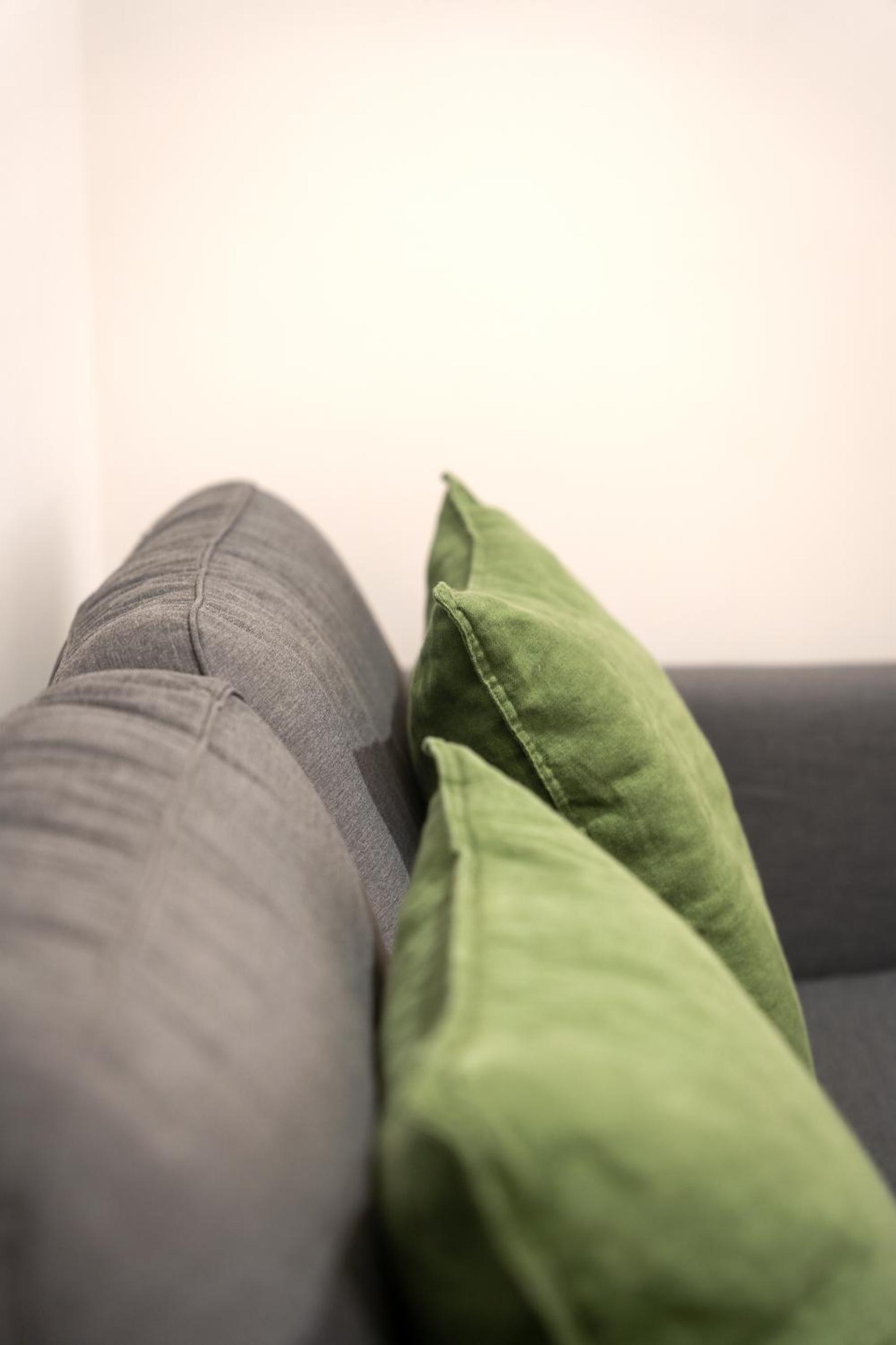 Studio Apartment - Photo 8