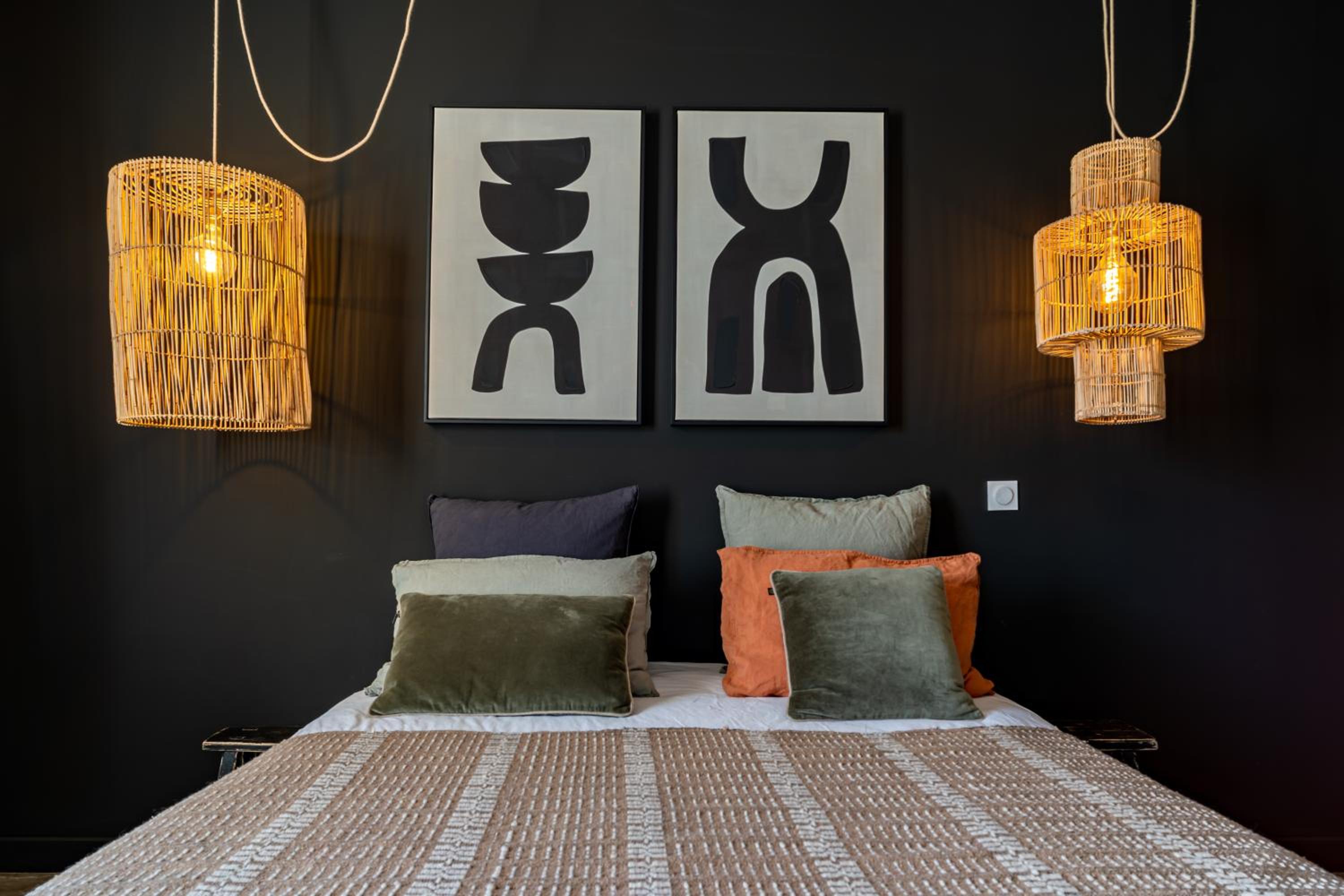 Deluxe Queen Suite - Photo 28