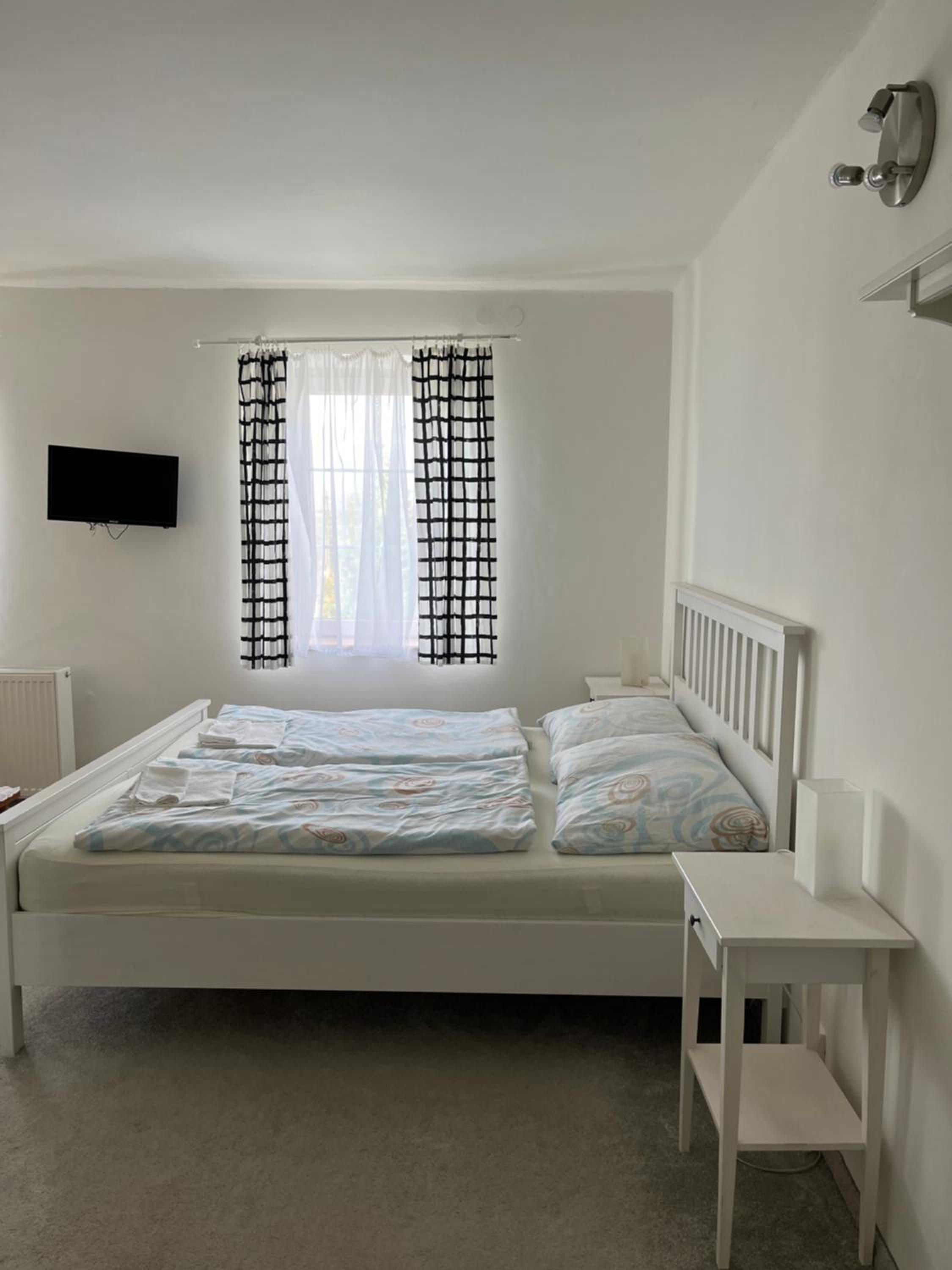 Double Room with Private Bathroom photo 3