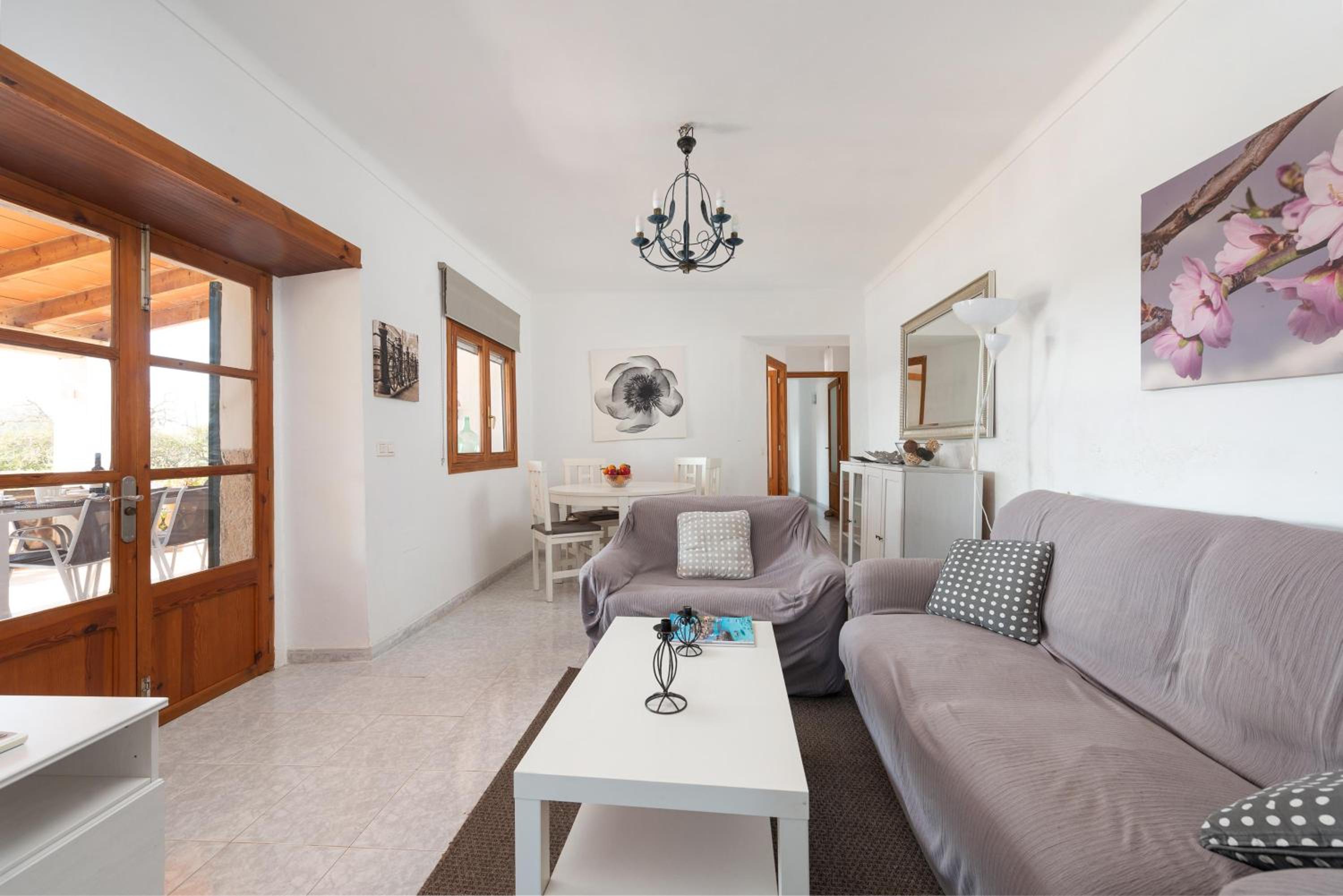 Villa de Tres Habitaciones