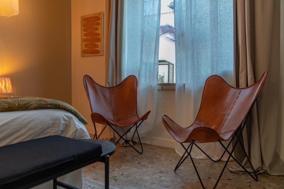 Superior King Suite - Photo 28