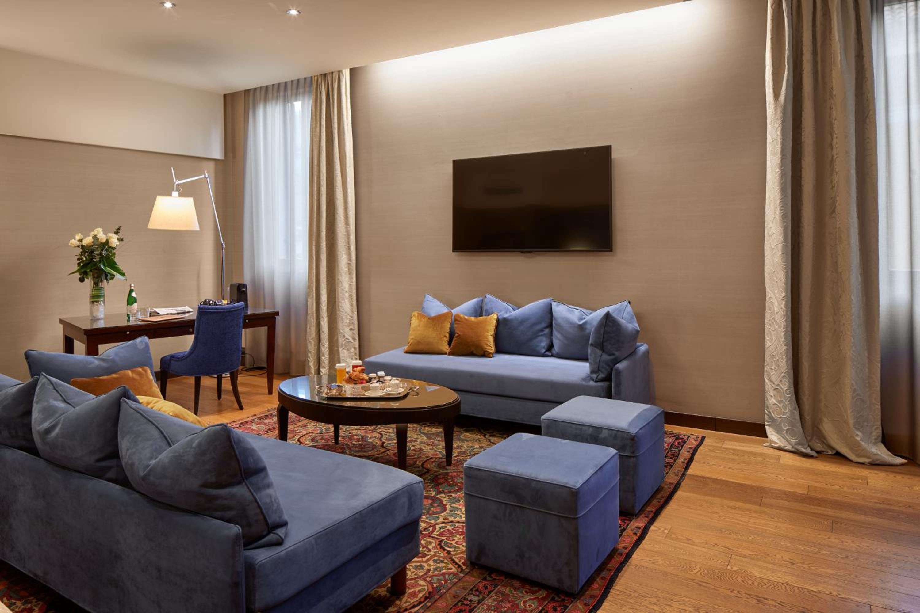 Junior Suite - Photo 1