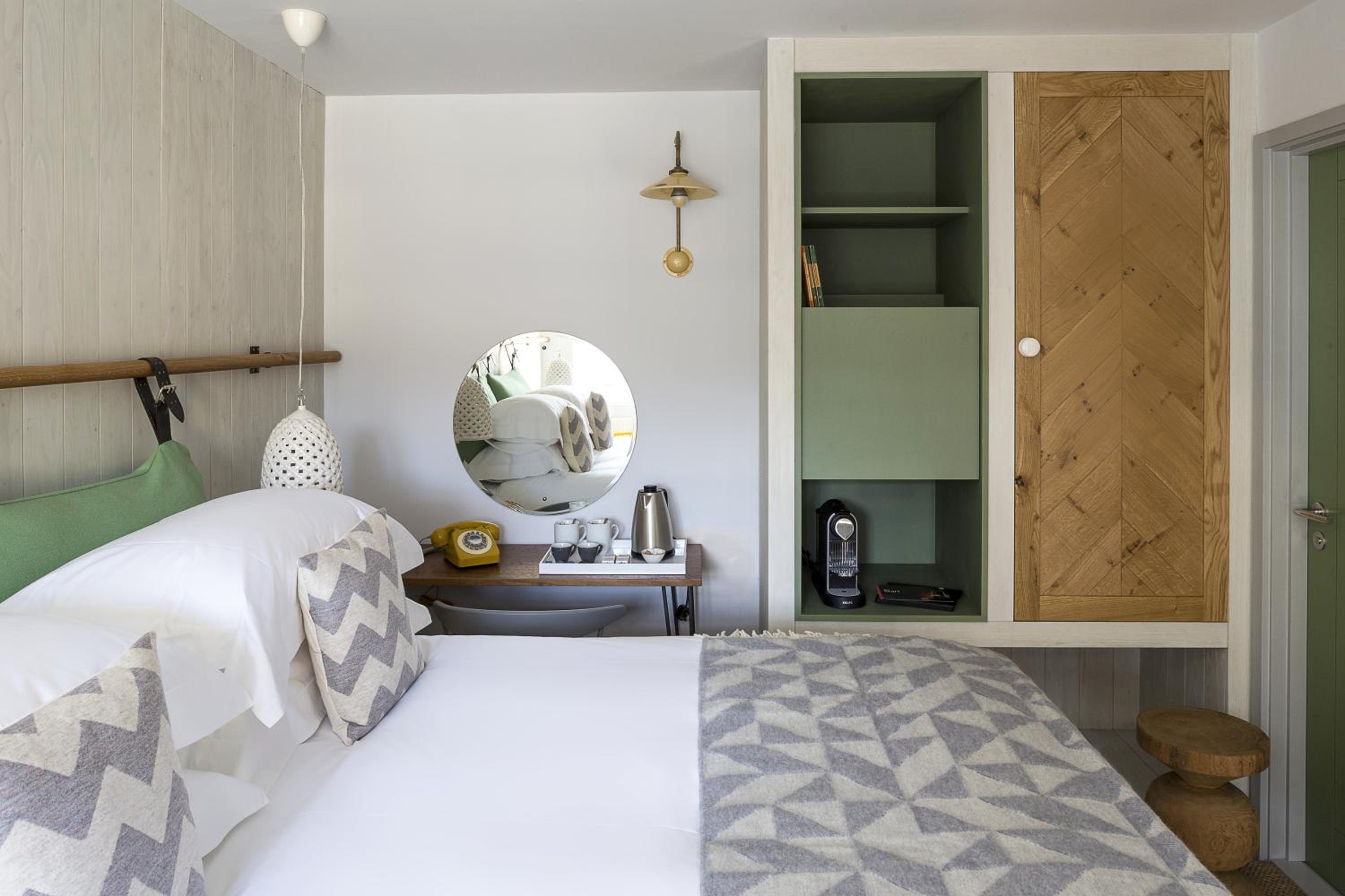 Double or Twin Room with Garden View photo 3