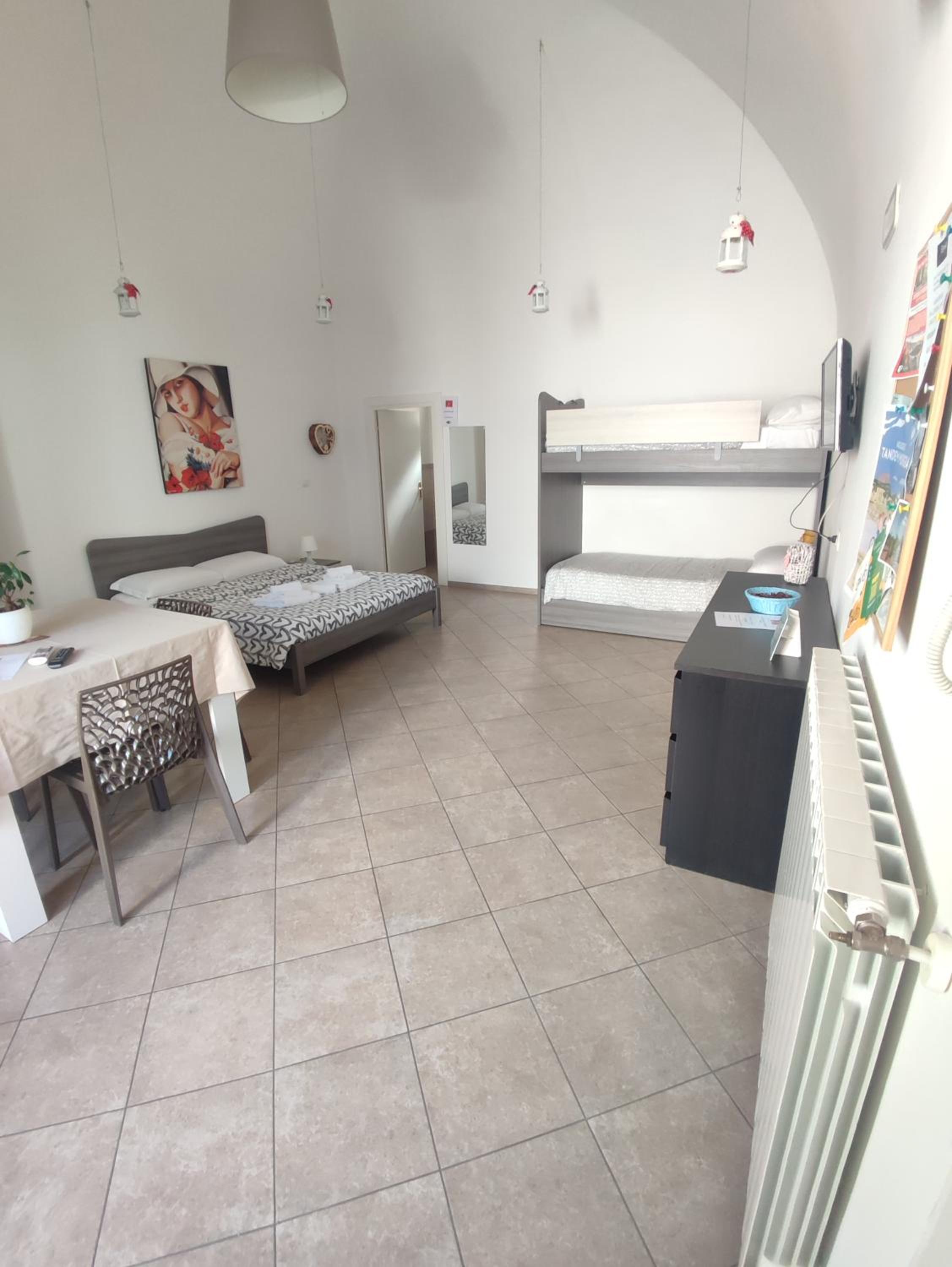 Deluxe Family Room - Photo 11