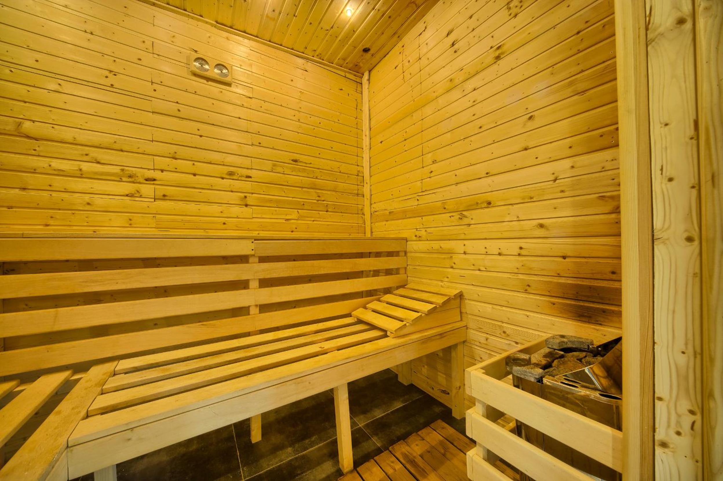 One-Bedroom Apartment - Photo 5