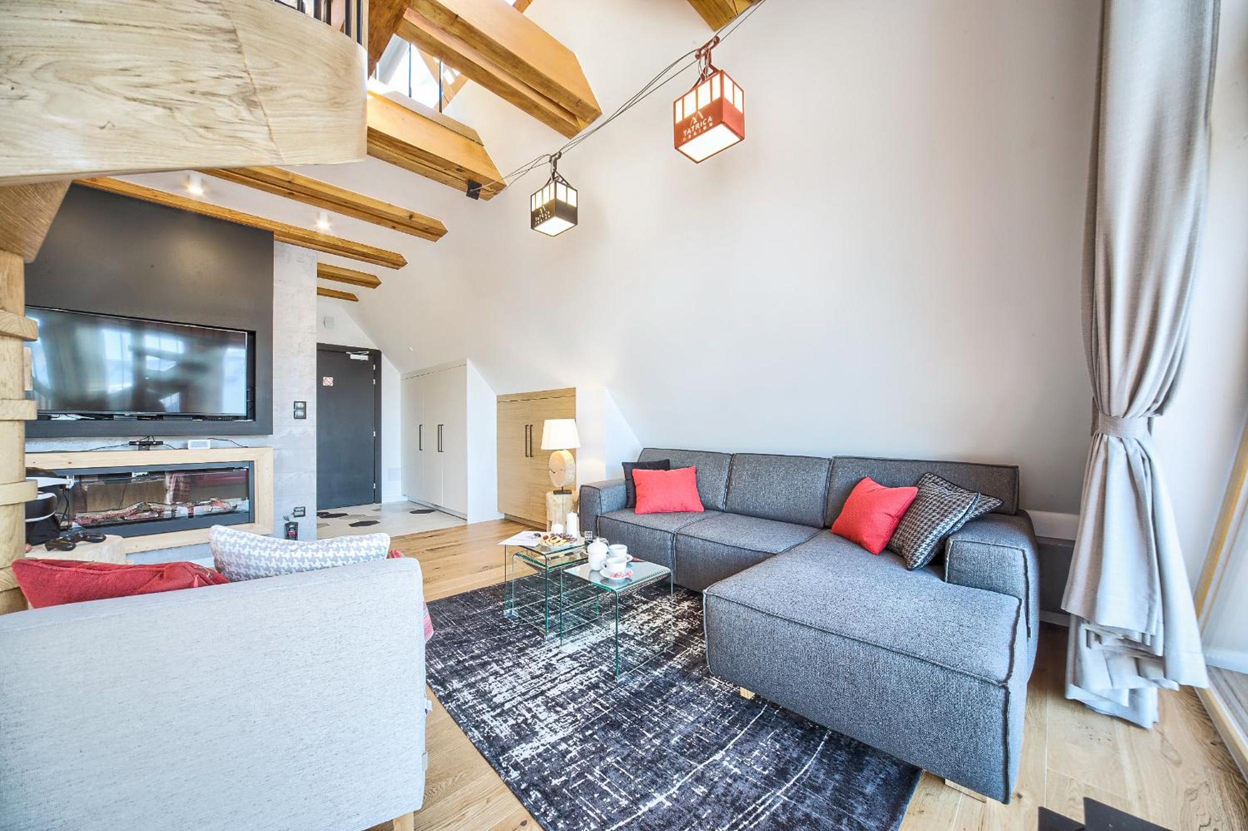 One-Bedroom Apartment - Photo 7
