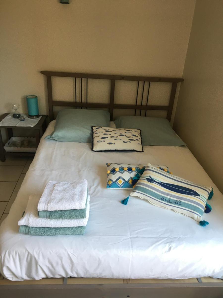 Double Room with Private External Bathroom photo 2