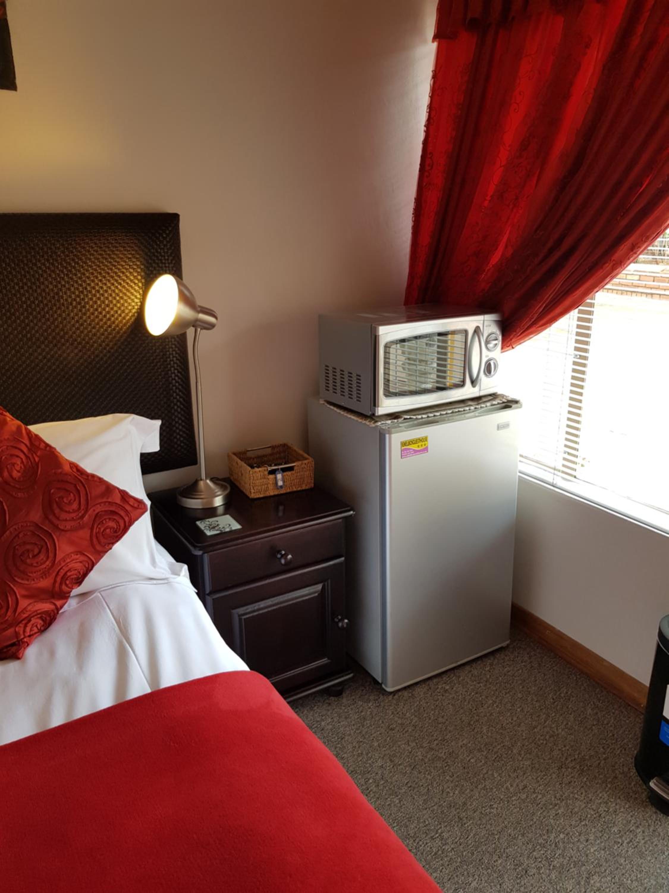 Double Room - Photo 4