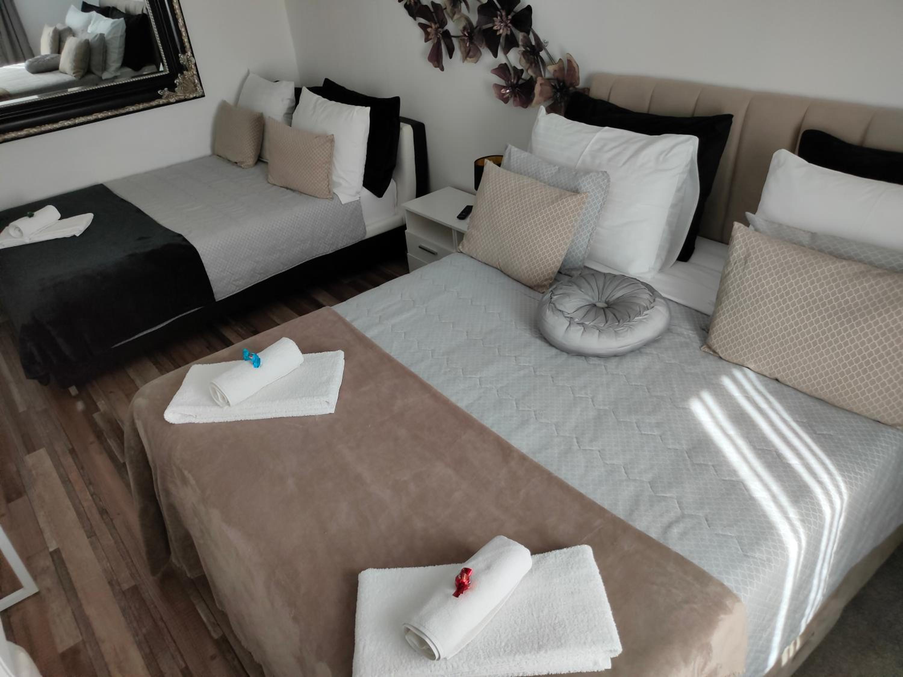 Standard Triple Room - Photo 6