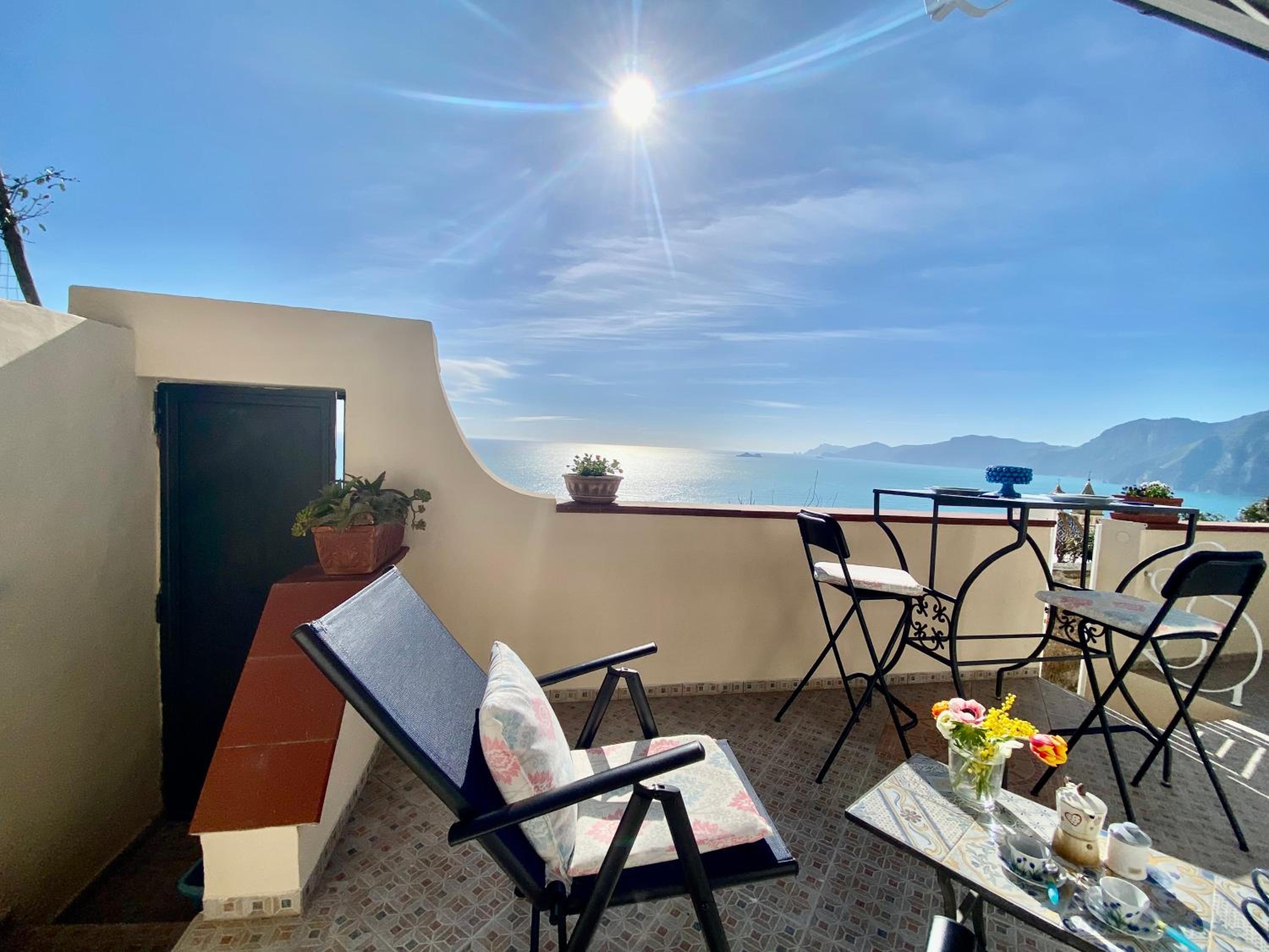  Deluxe Suite with Jacuzzi photo 2