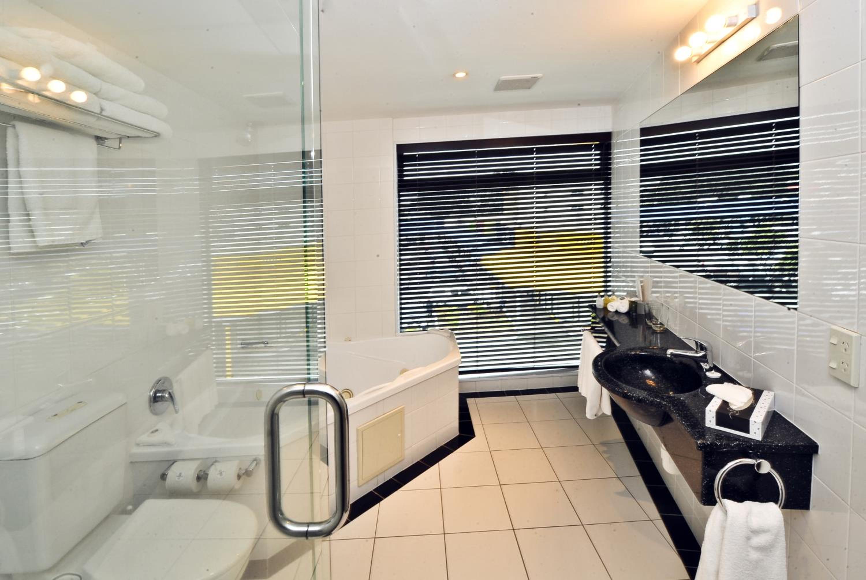Family Suite - Photo 7