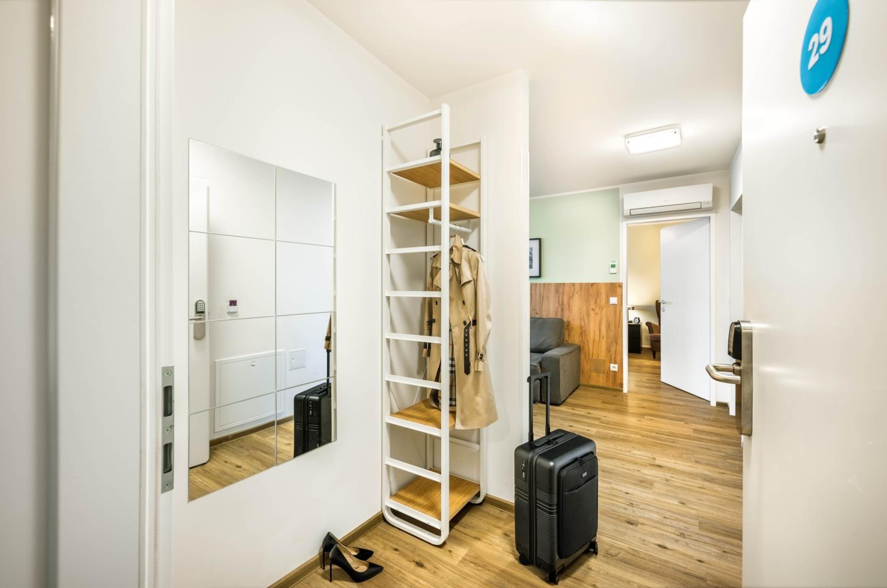 1-Bedroom Suite