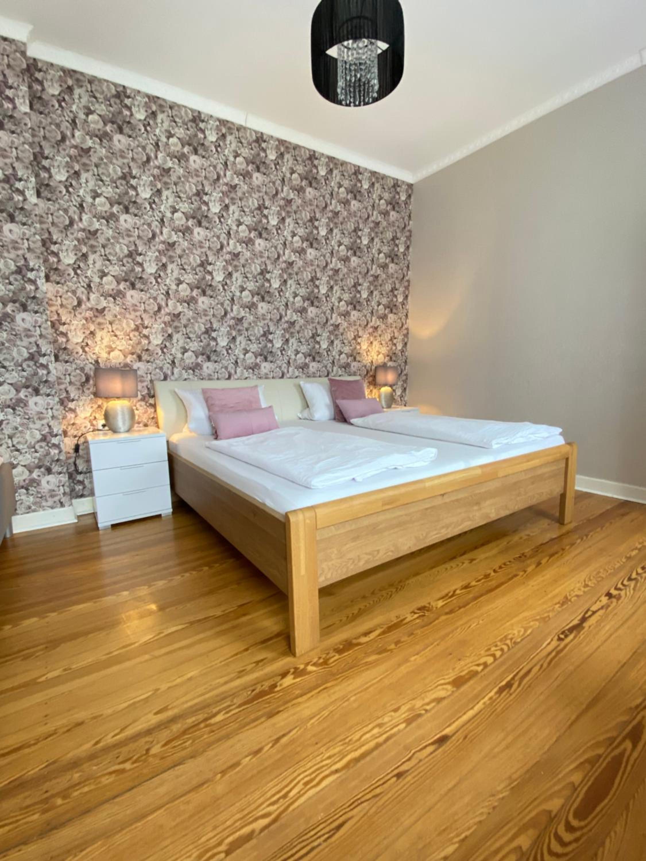 Two-Bedroom Apartment - Photo 20