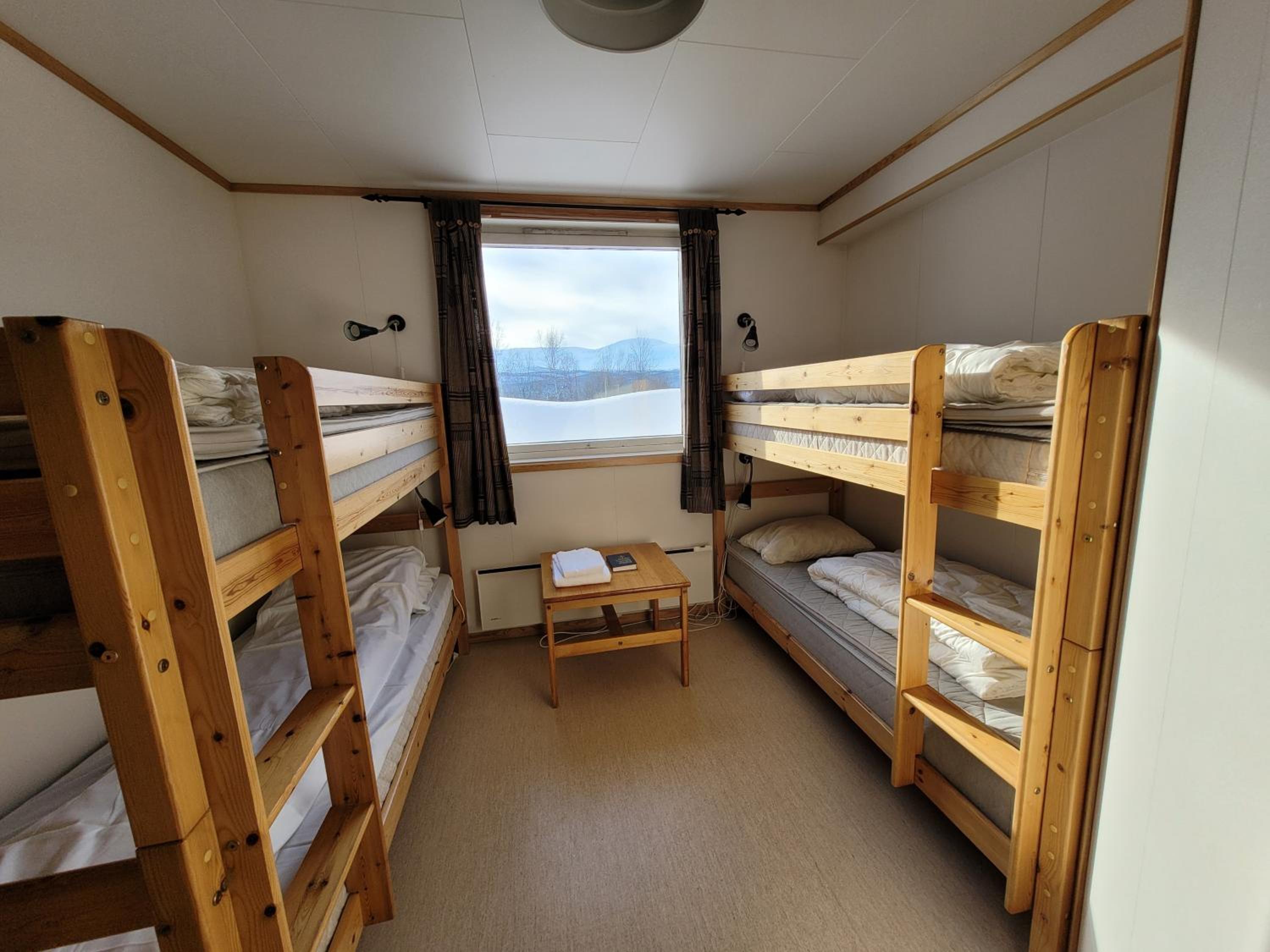 Quadruple Room with Bathroom - Photo 1