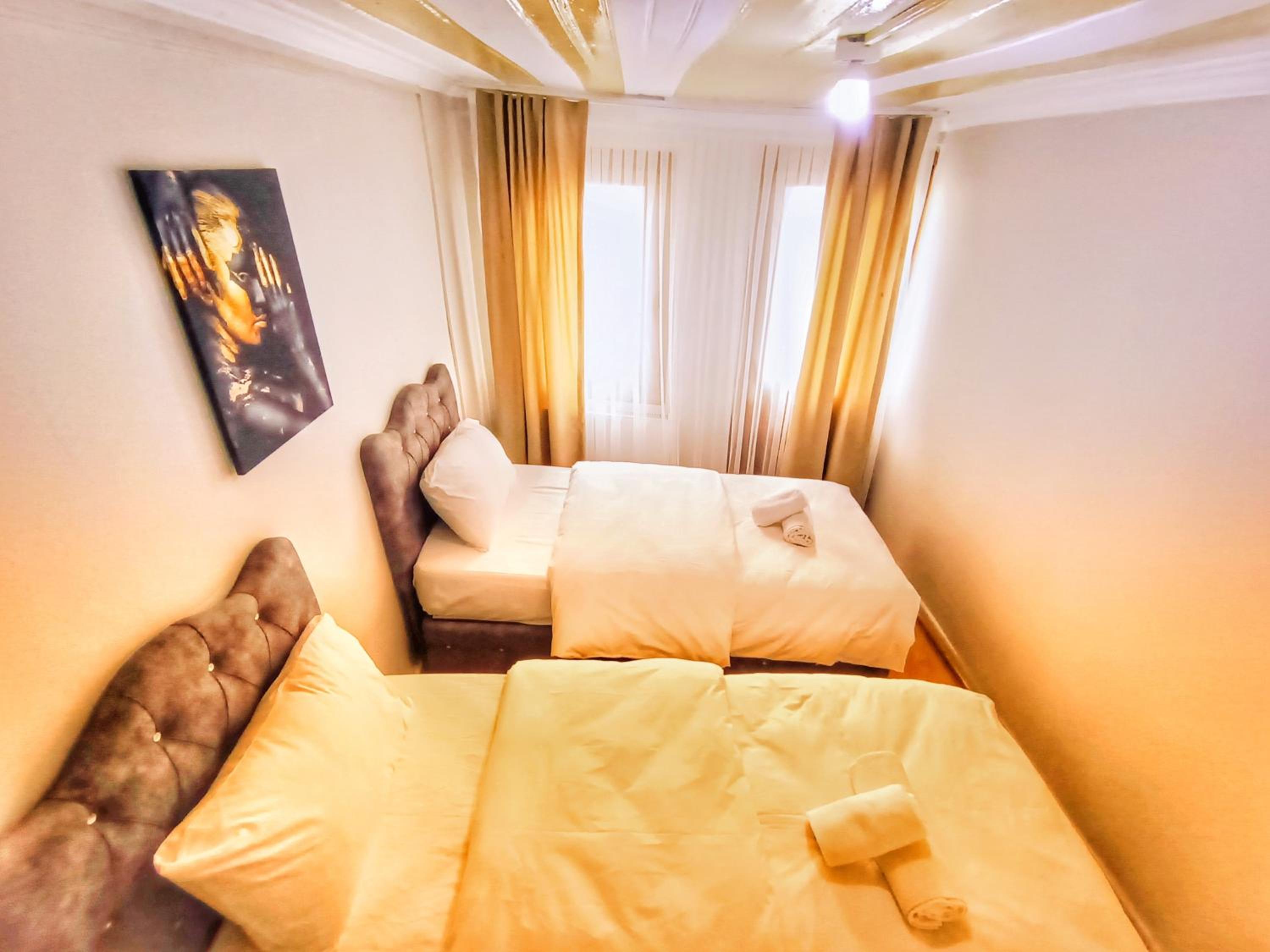 Single Bed in Mixed Dormitory Room photo 3