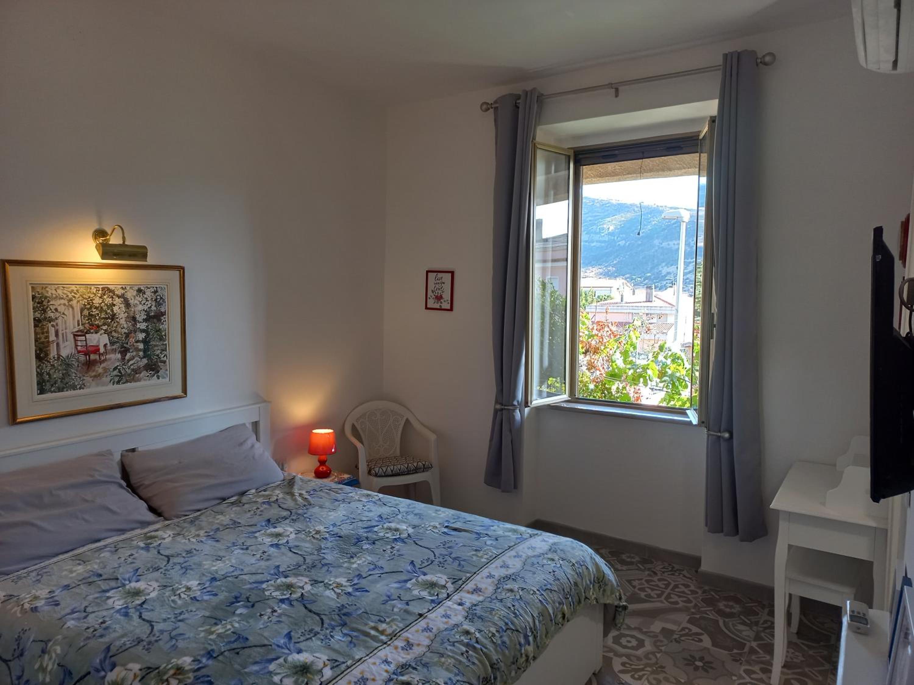 King Room with Pool View photo 3