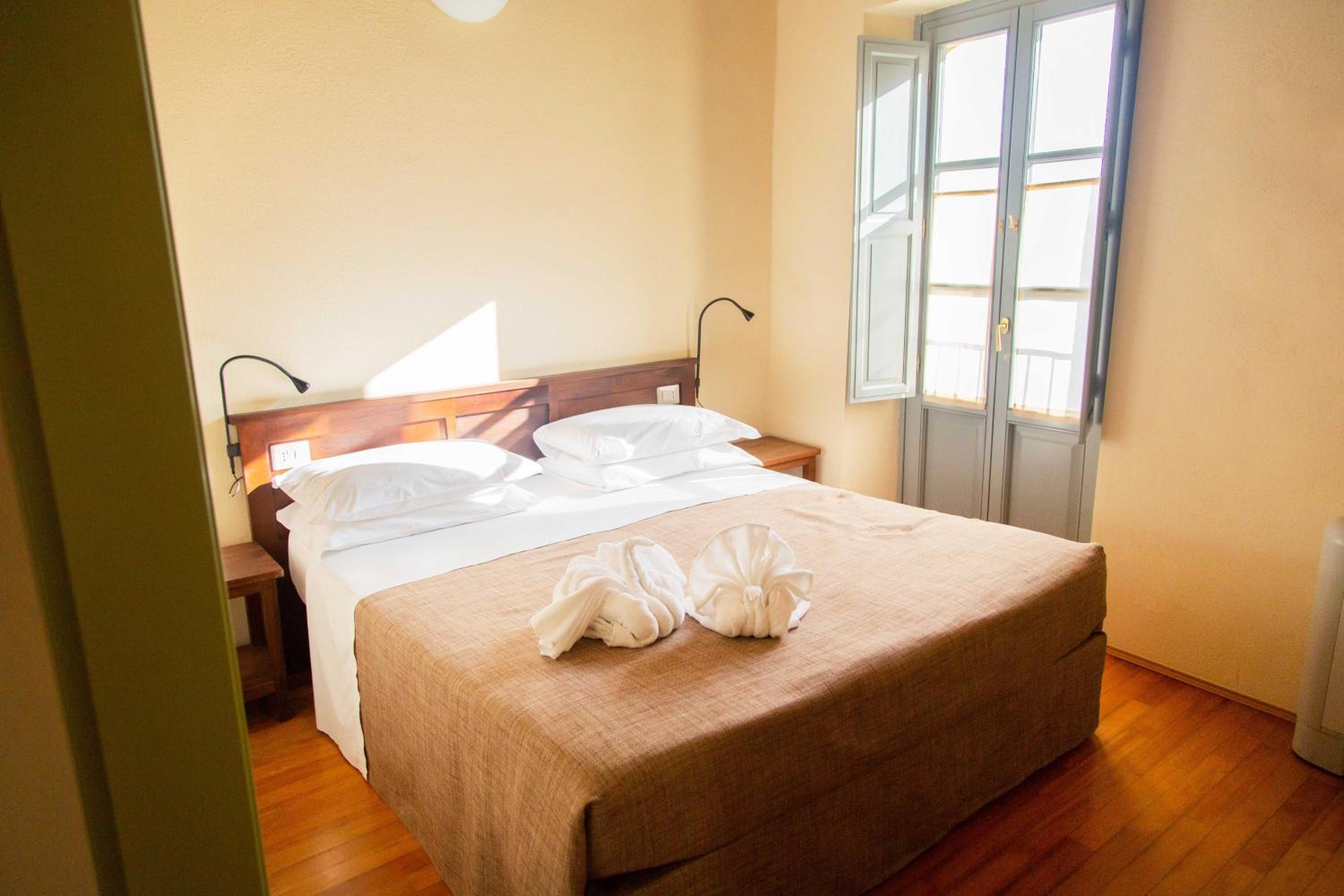 Superior Double Room - Photo 7