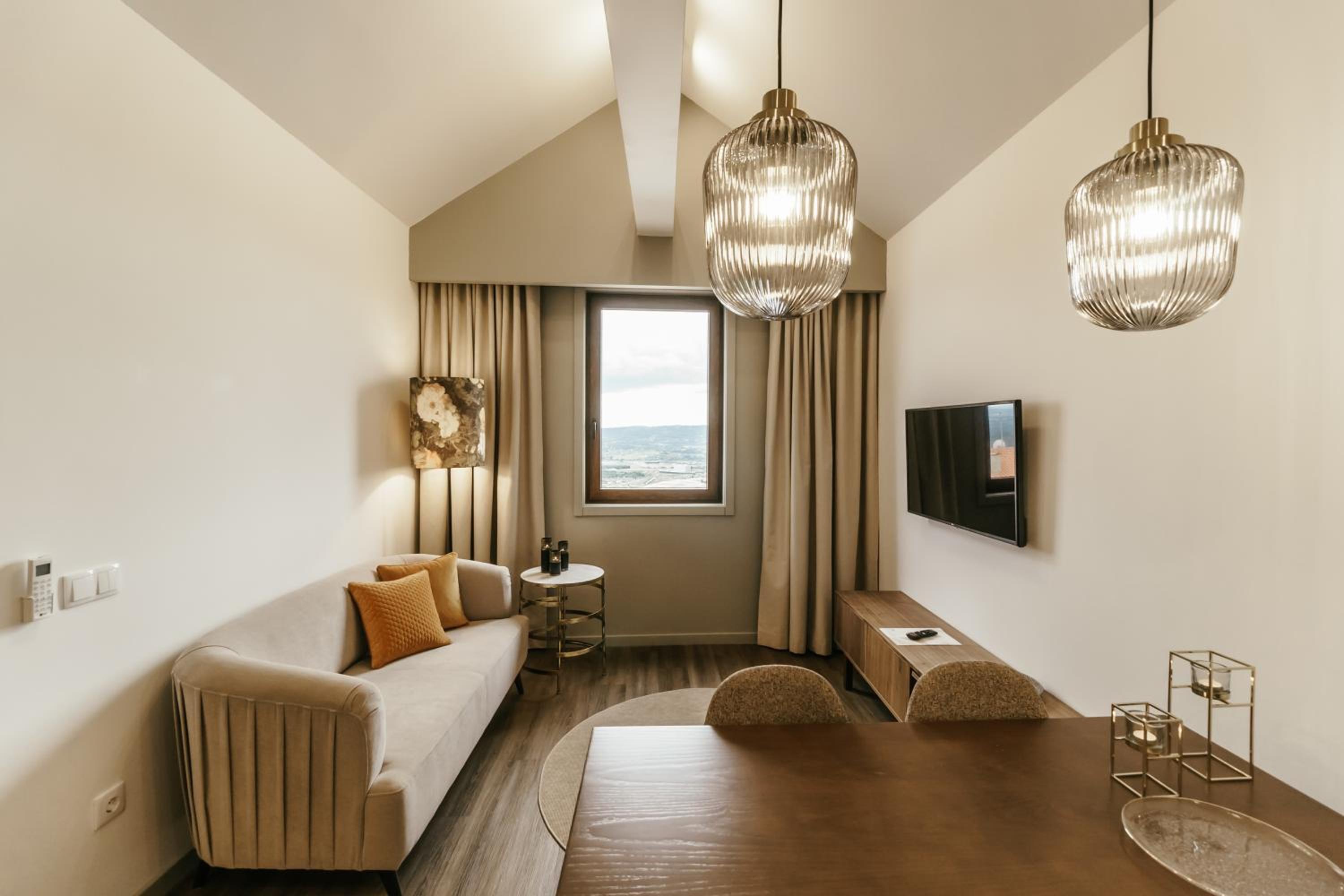 One-Bedroom Apartment - Photo 18