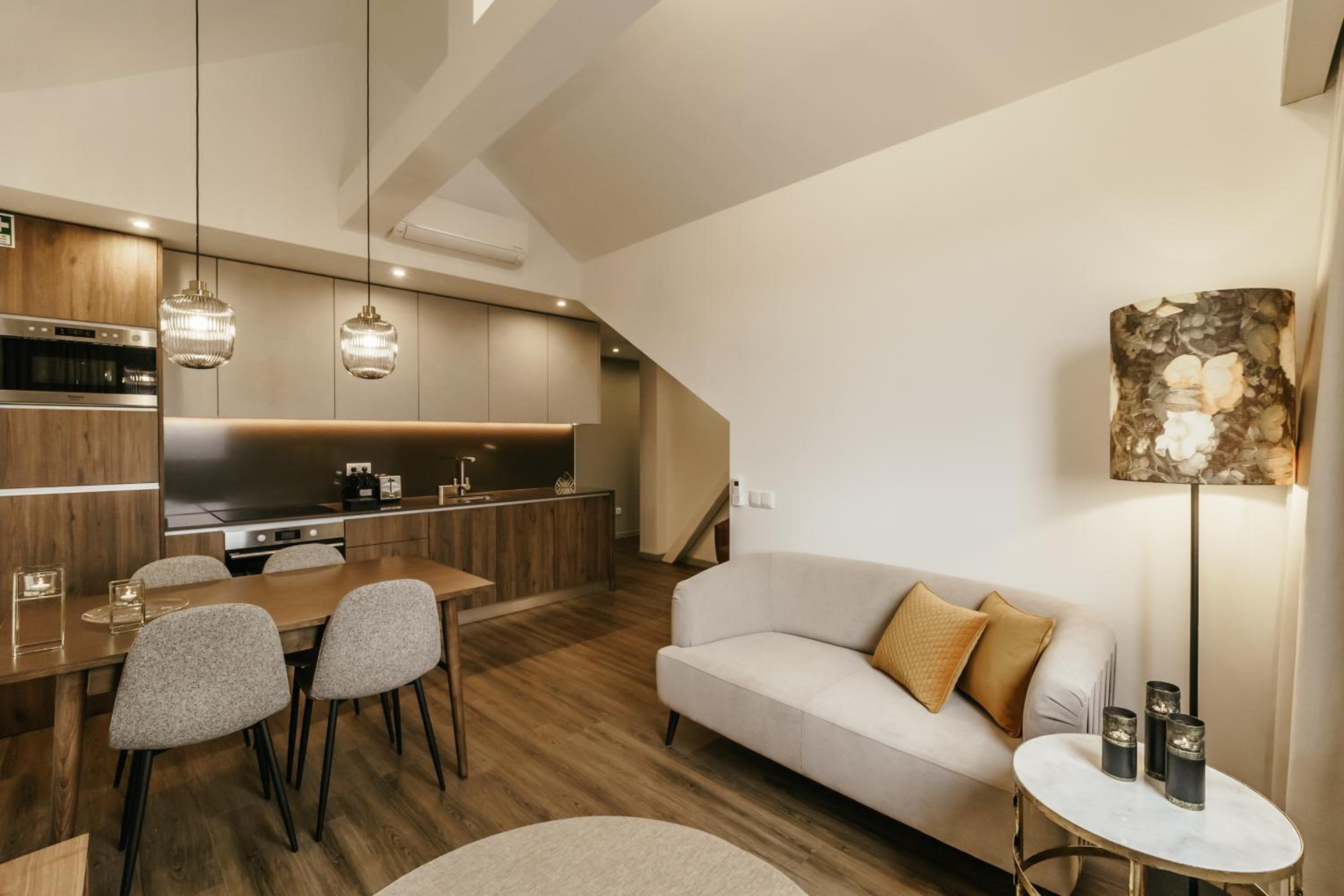One-Bedroom Apartment - Photo 19