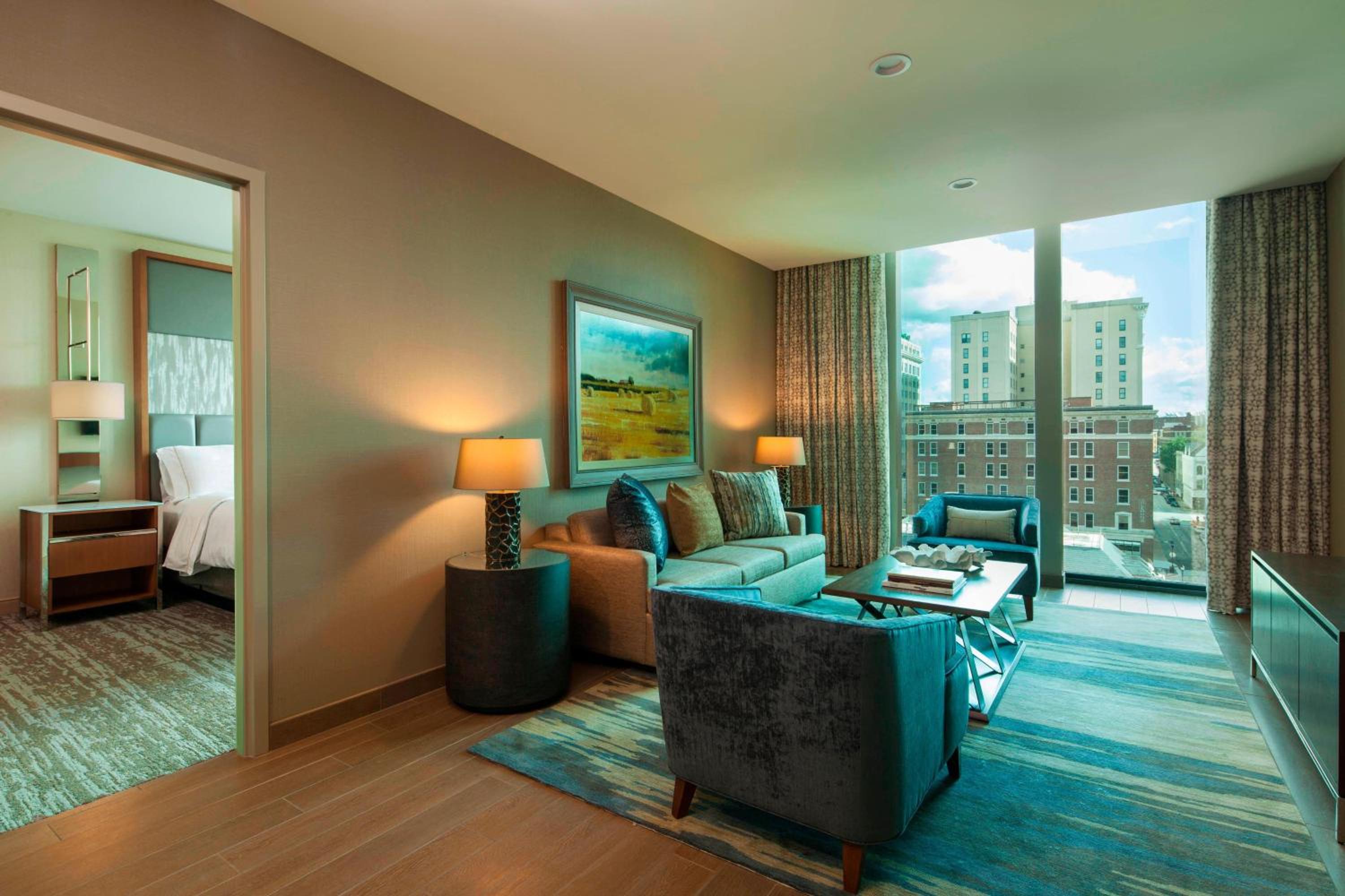 Executive Suite, 1 King photo 2