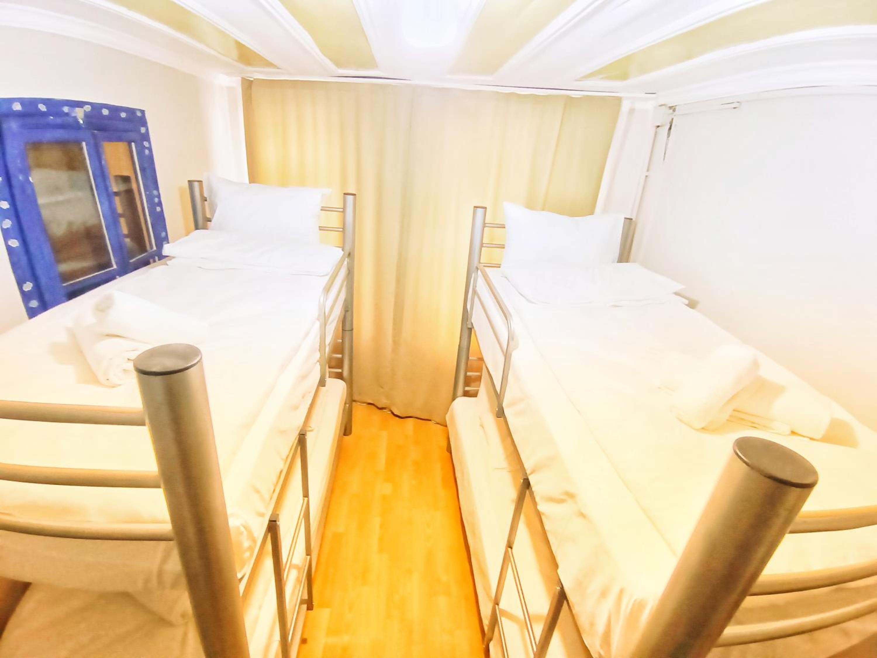 Bed in 4-Bed Female Dormitory Room photo 1