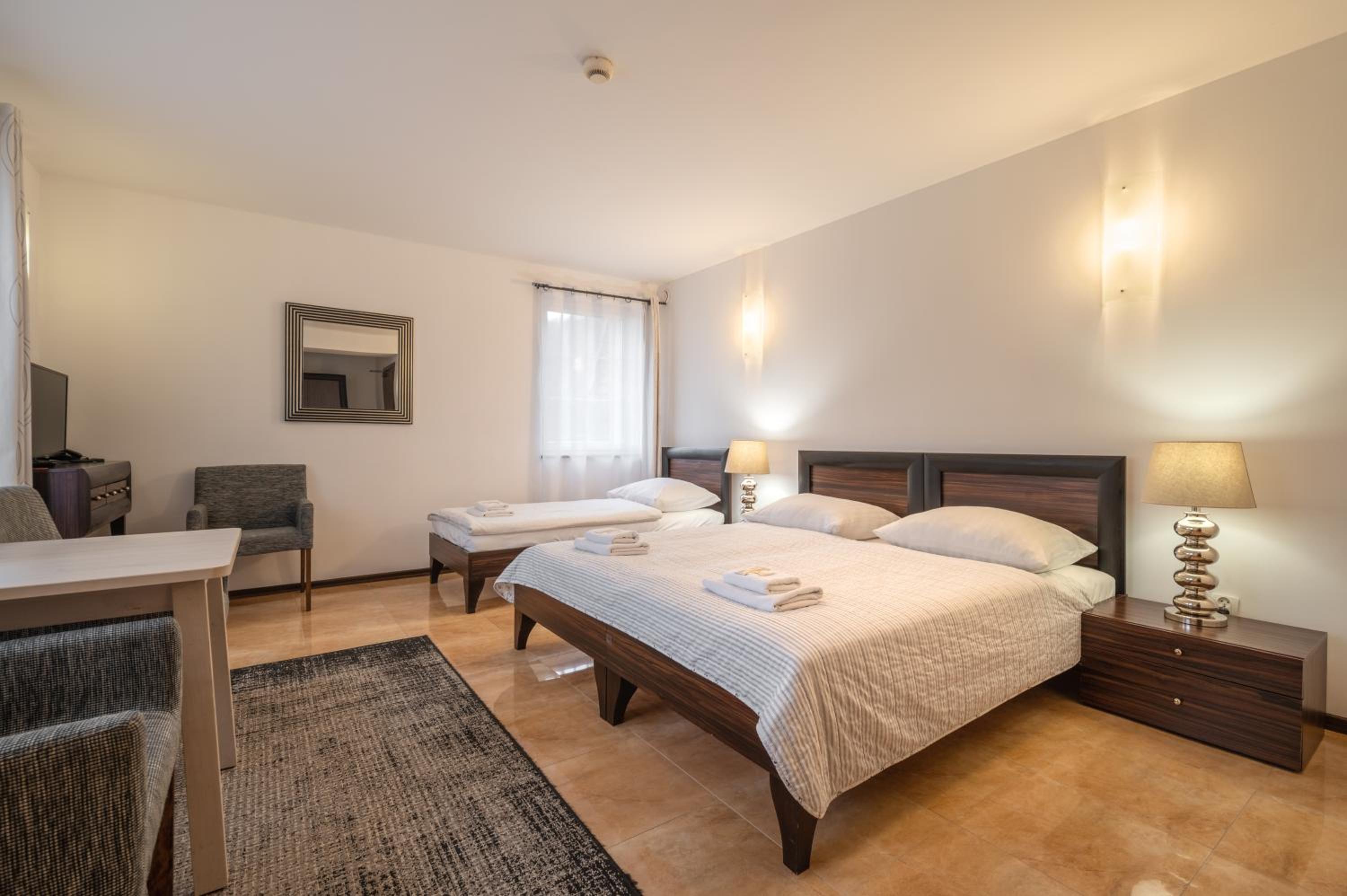 Triple Room - Photo 5