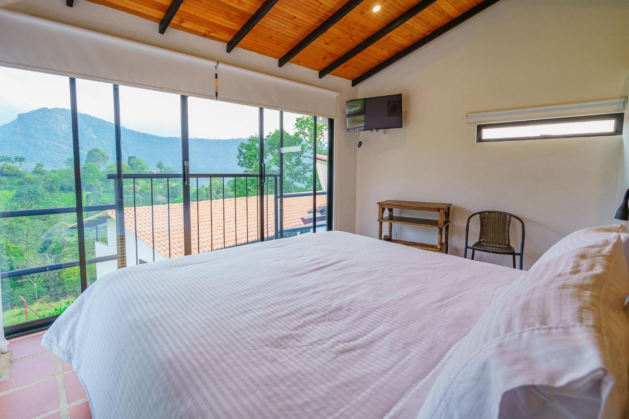 Queen Room with Garden View
