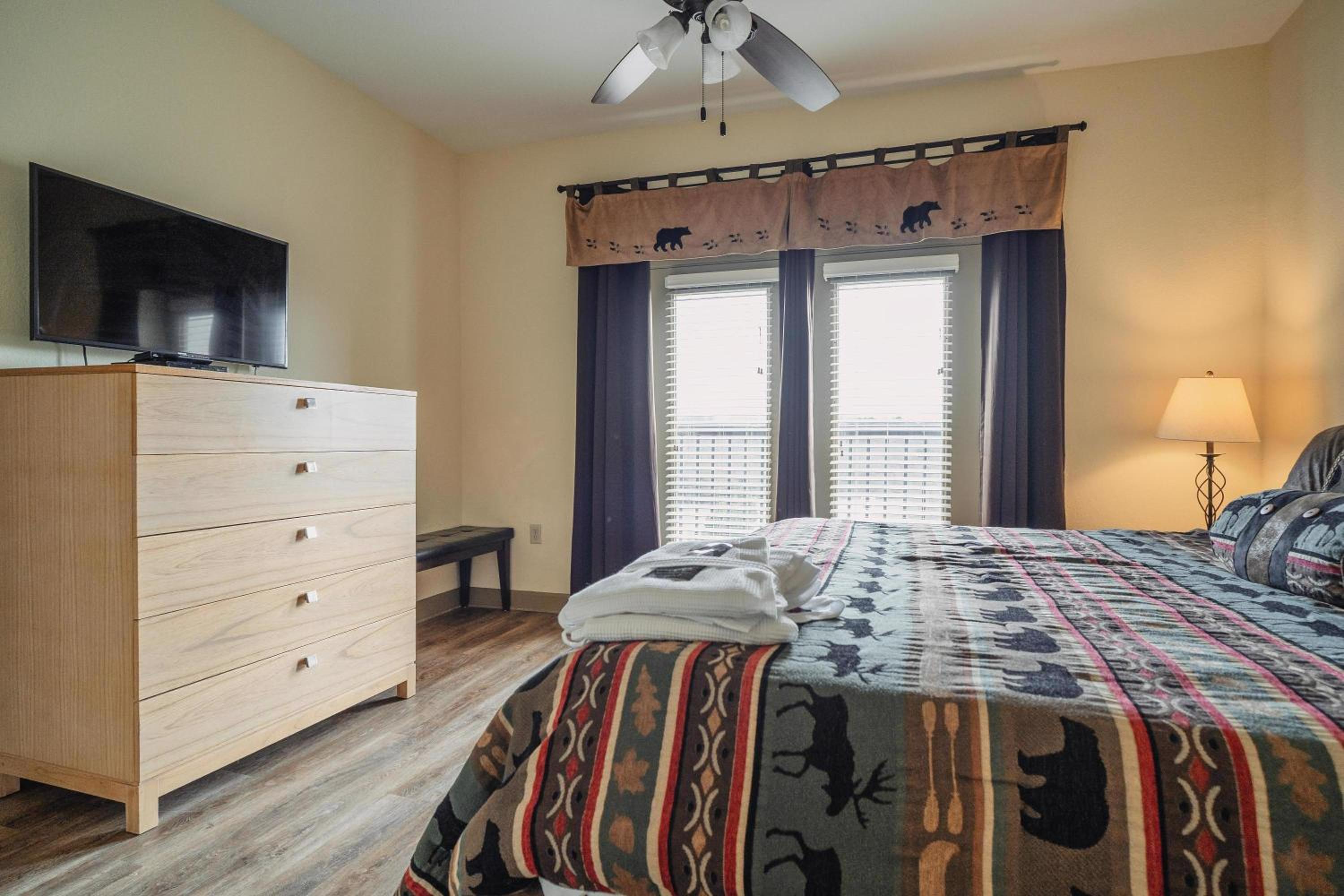 Two-Bedroom Condo - Photo 28