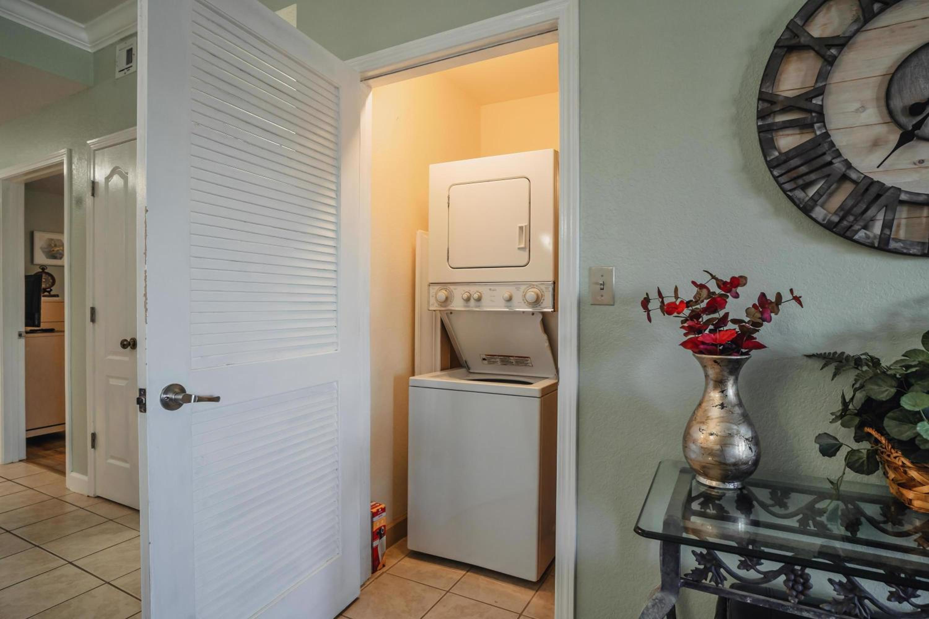 Two-Bedroom Condo - Photo 6