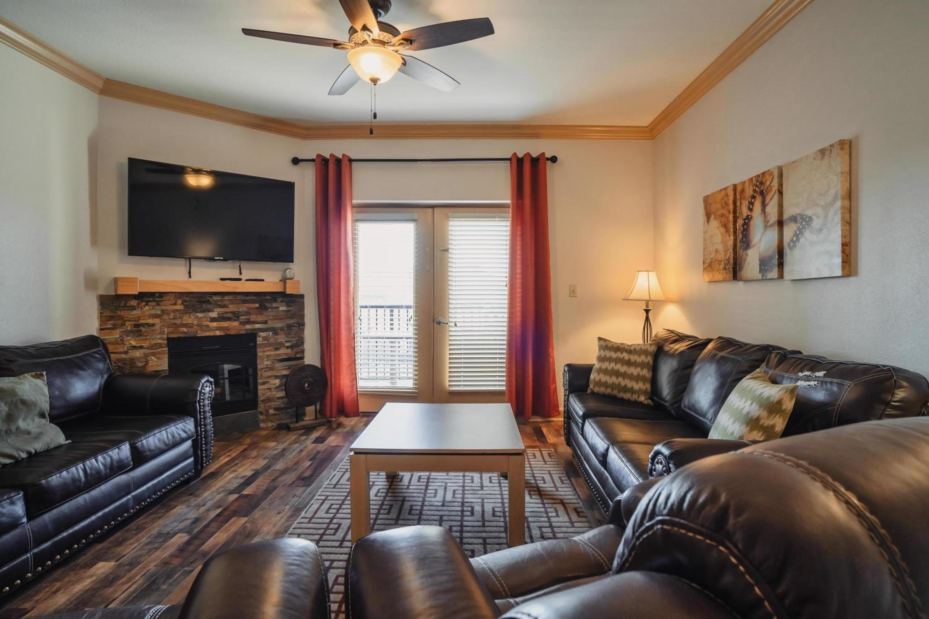 Three-Bedroom Condo - Photo 13