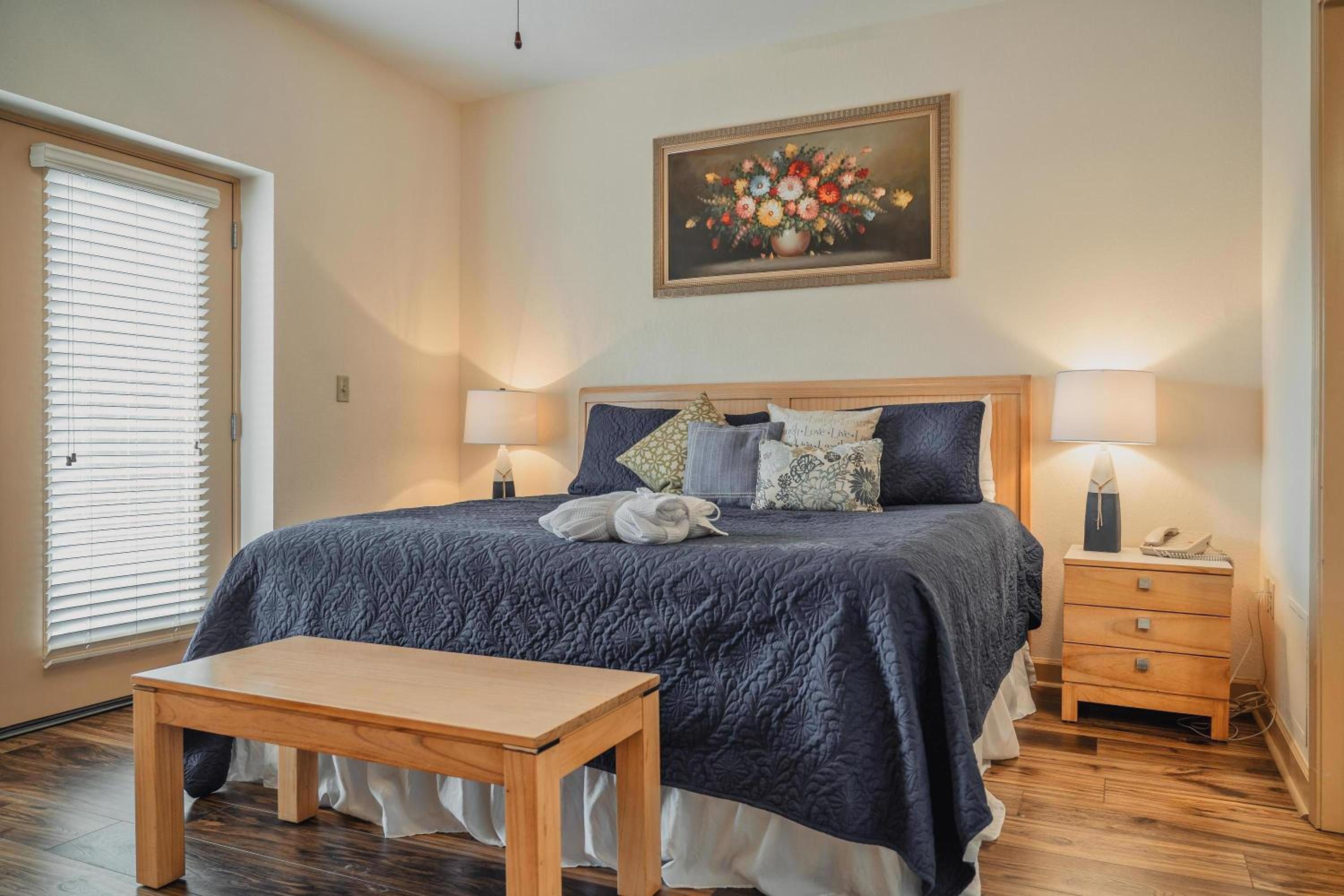 Two-Bedroom Condo - Photo 15