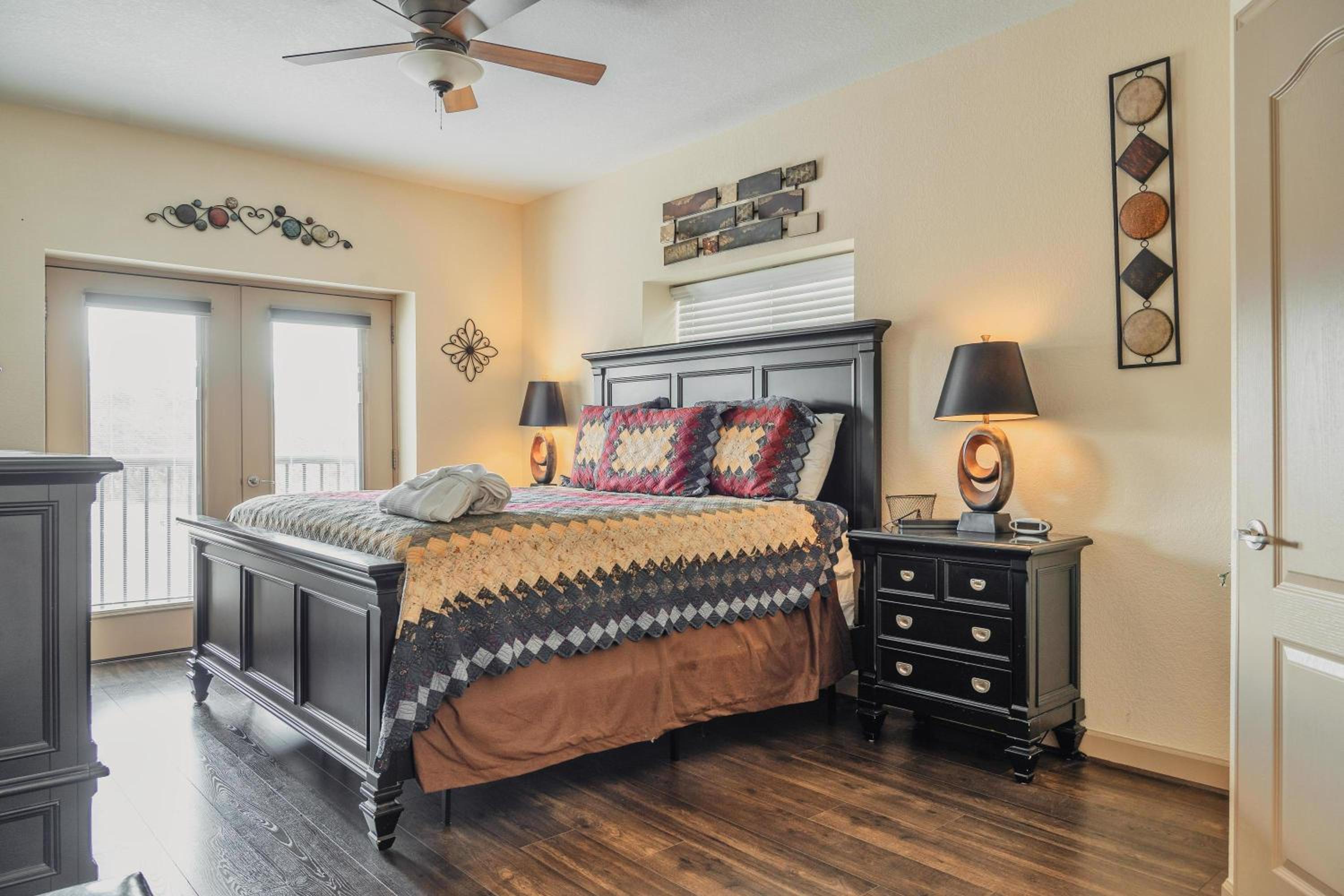 Three-Bedroom Condo - Photo 24