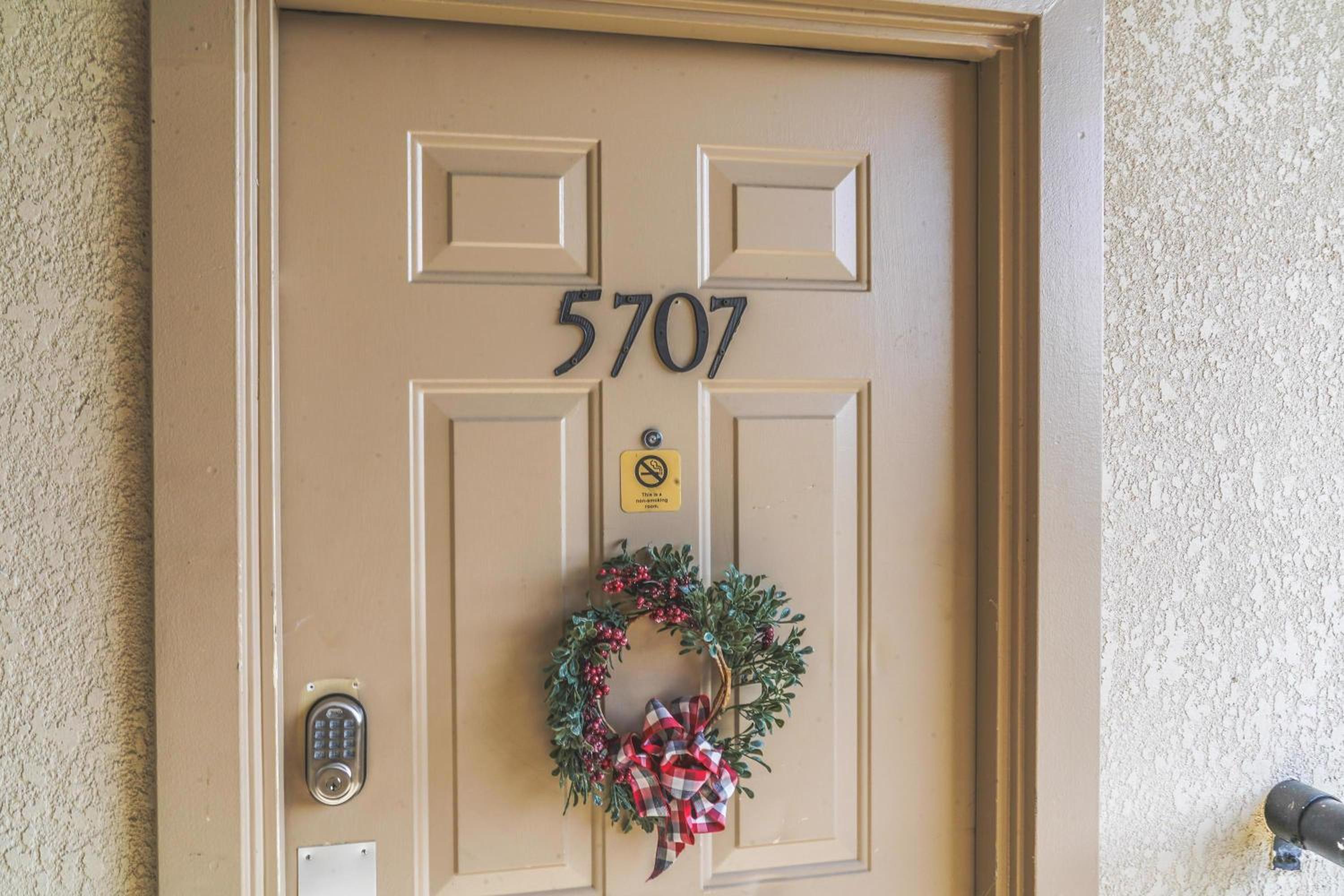 Three-Bedroom Condo - Photo 45