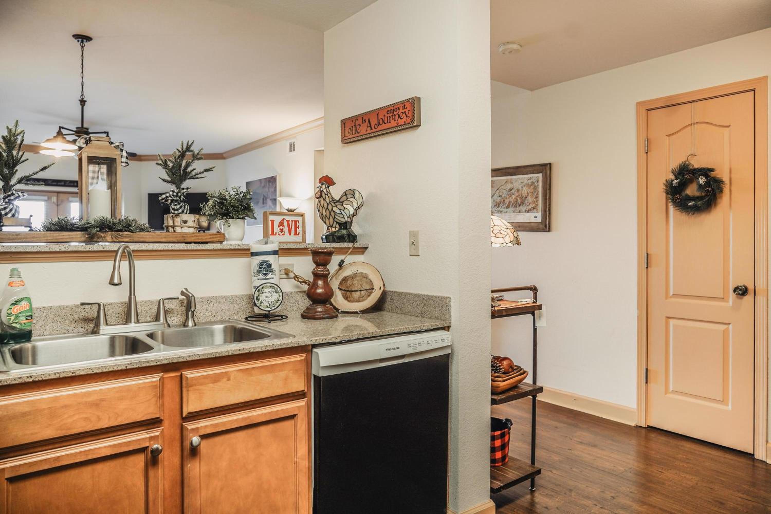 Three-Bedroom Condo - Photo 38