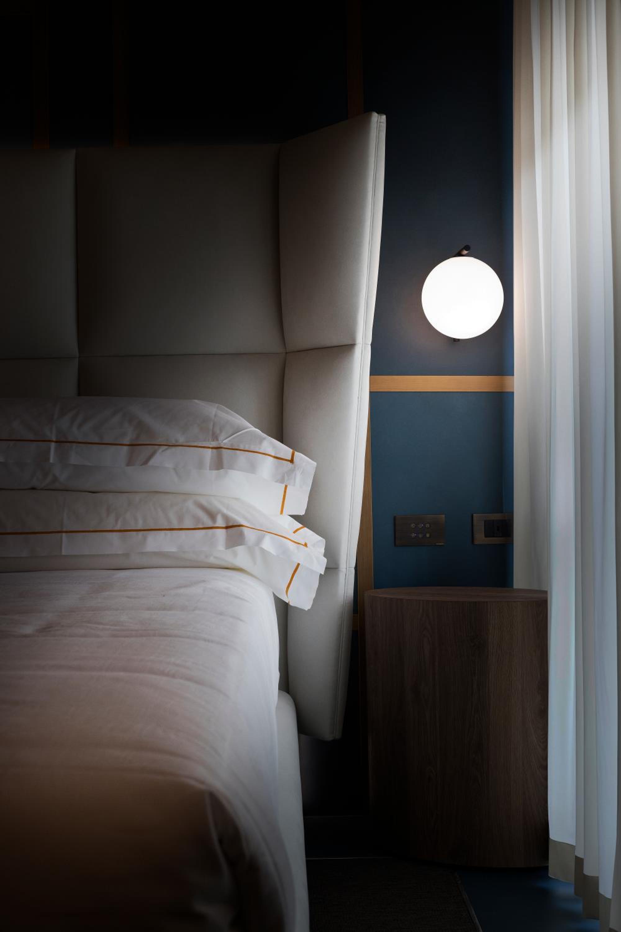 King Suite - Photo 8