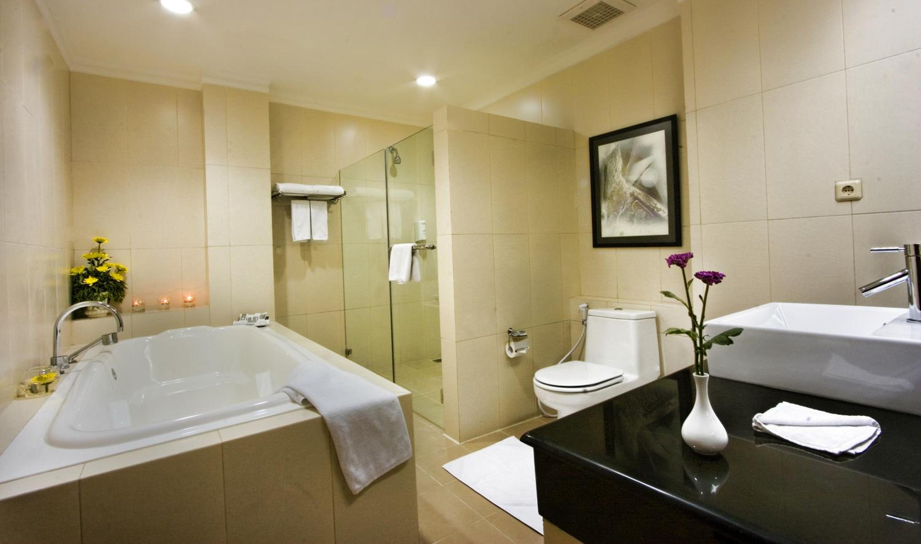 Suite - Photo 4