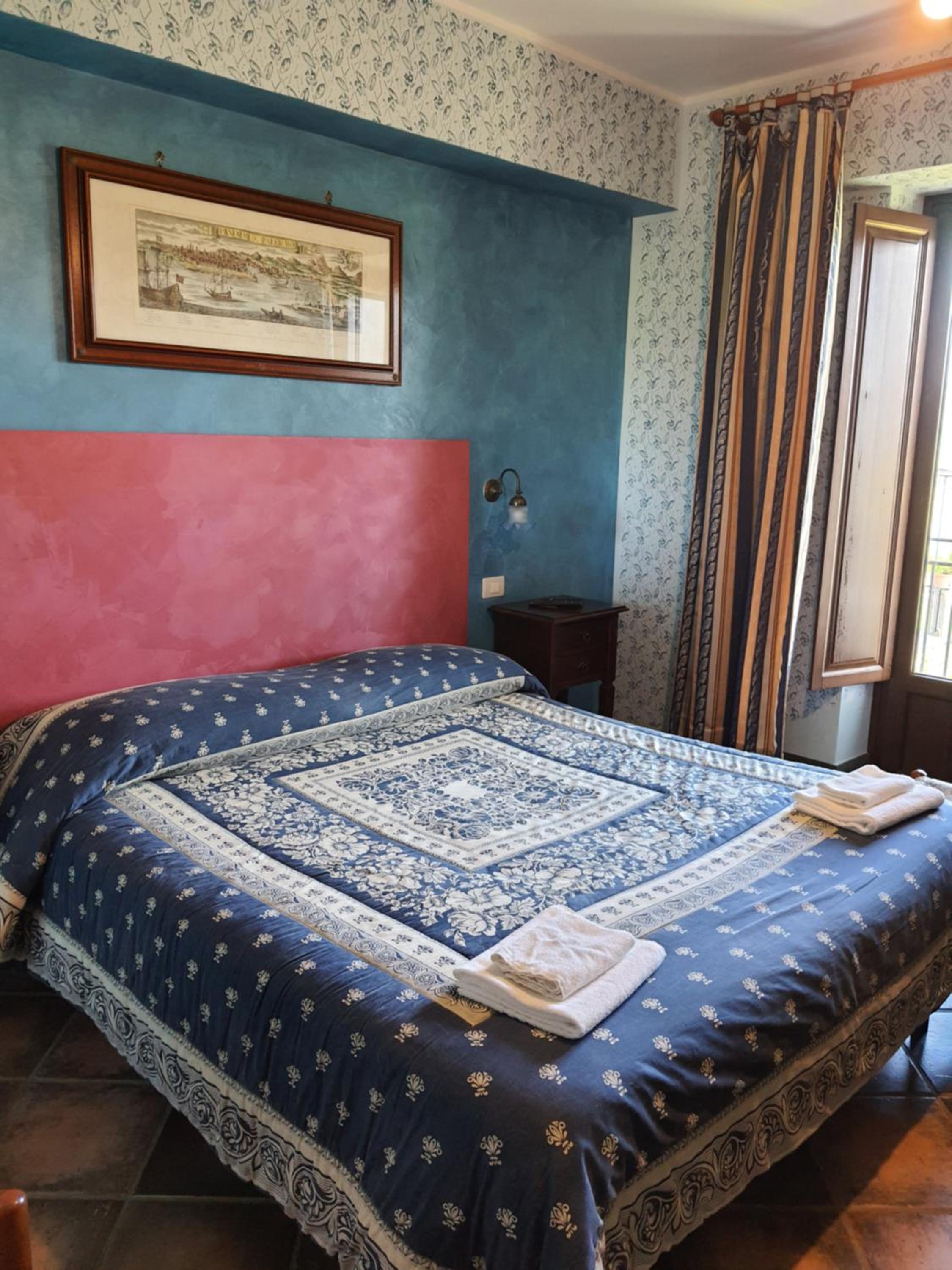 Double or Twin Room - Photo 4