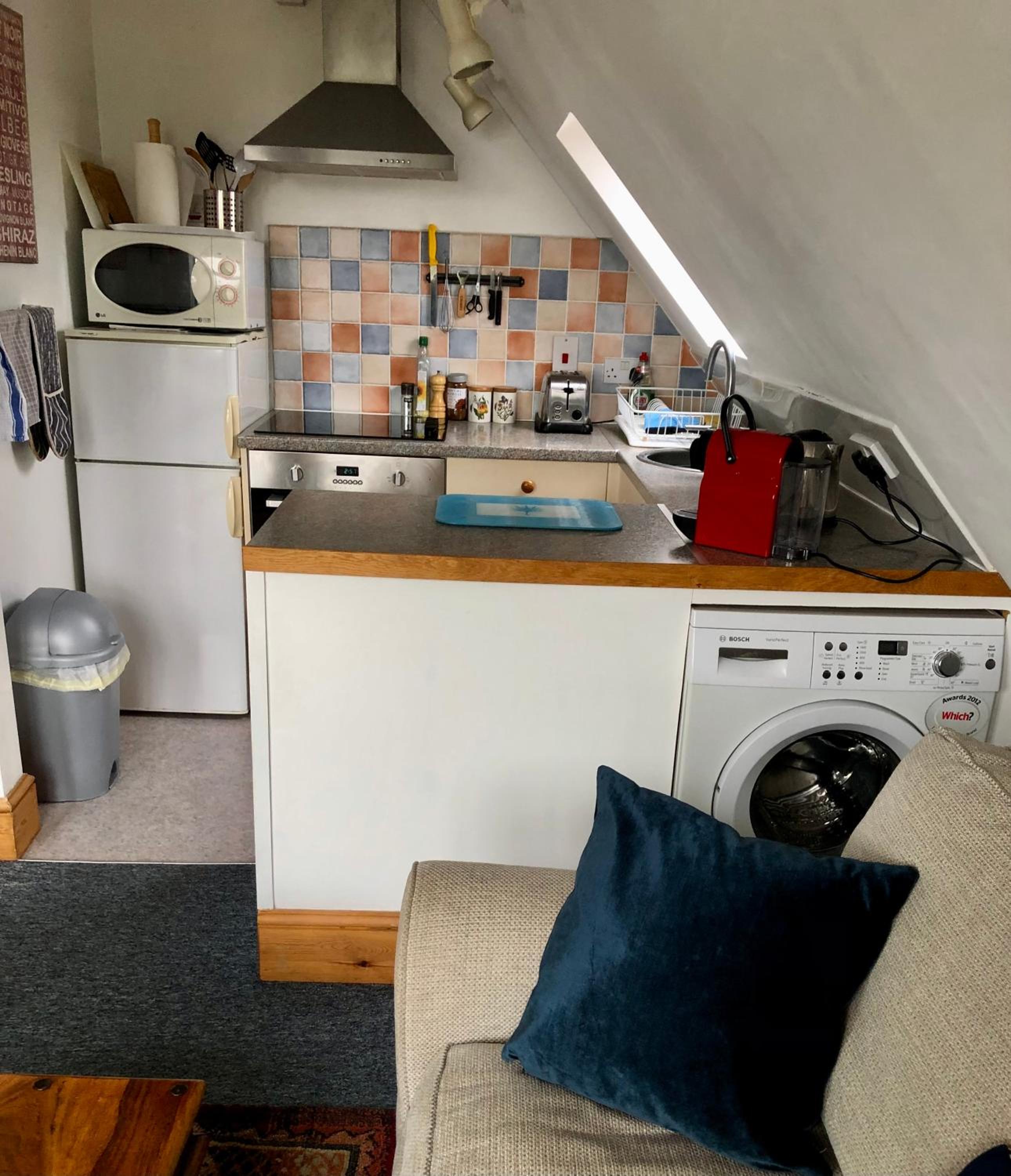 Apartment - Photo 2