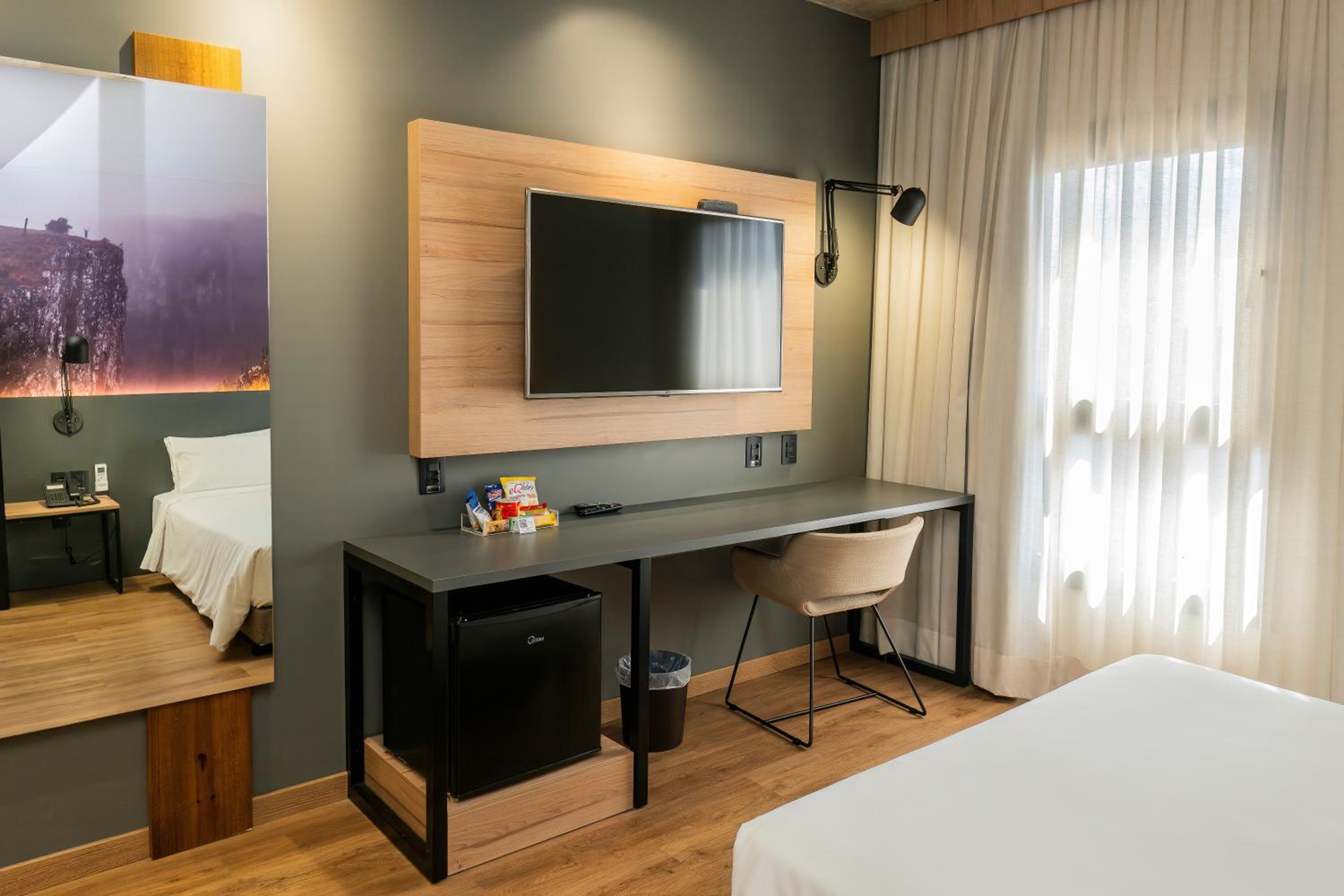 Superior Double Room - Disability Access - Photo 5
